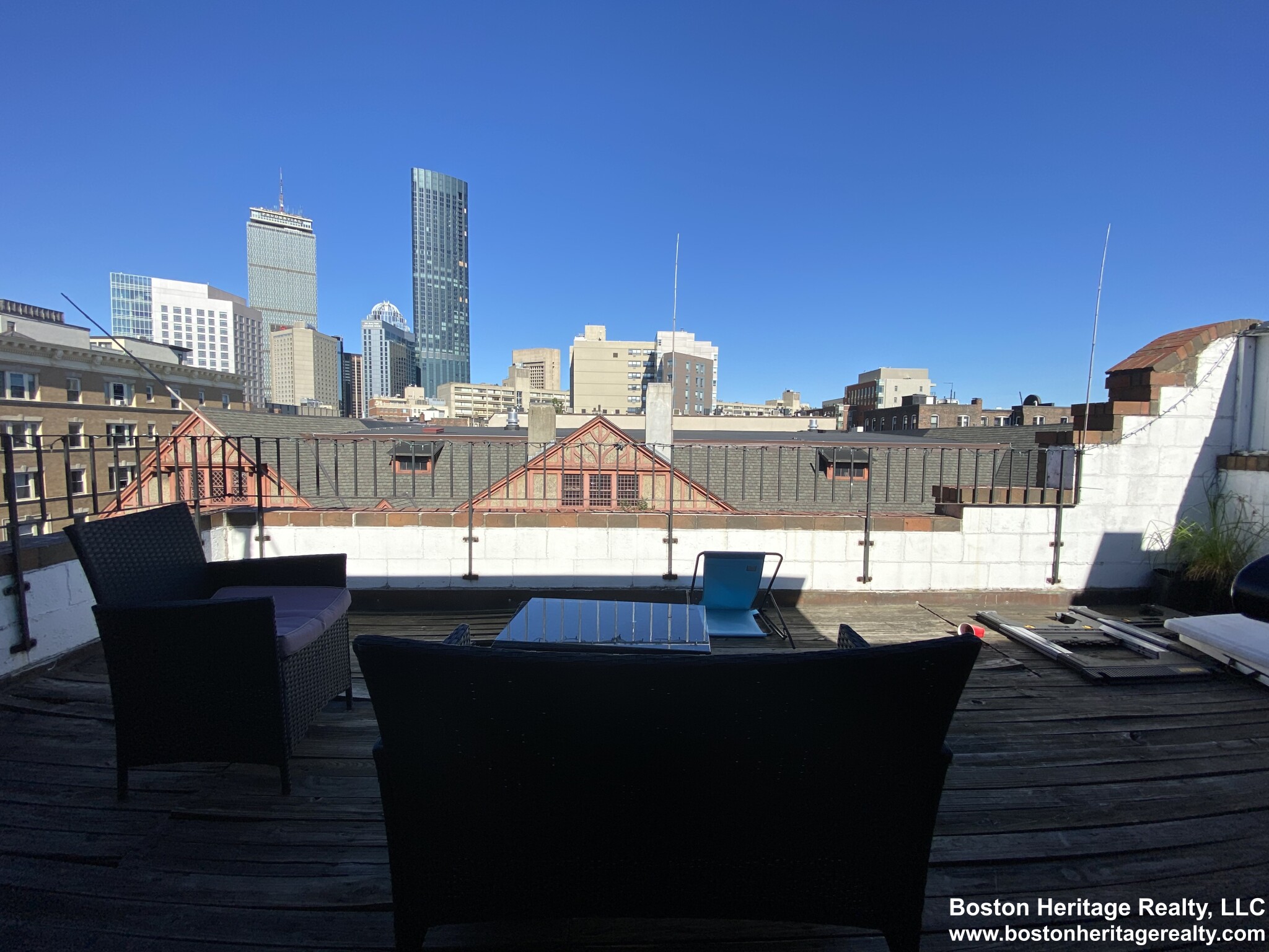 4 bed, 2 bath apartment for rent at 51 Hemenway St Unit 5, Fenway — photo 7 of 16