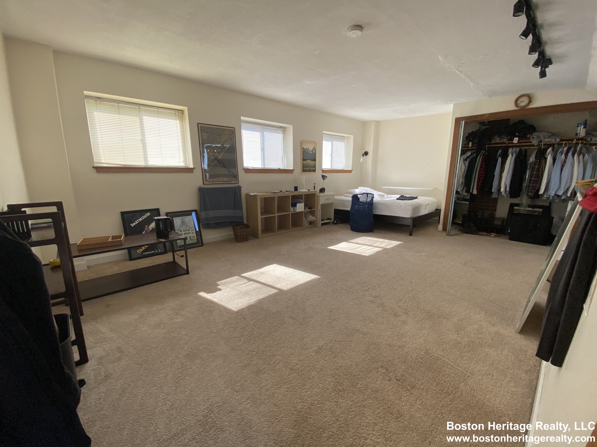 4 bed, 2 bath apartment for rent at 51 Hemenway St Unit 5, Fenway — photo 11 of 16