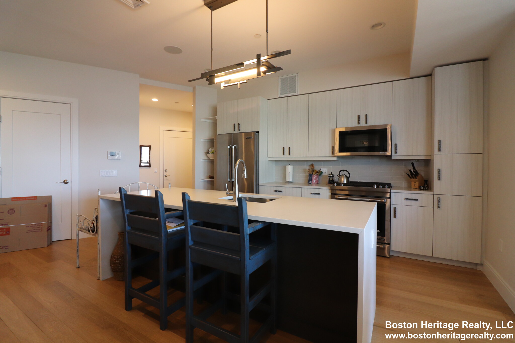 2 bed, 2 bath apartment for rent at 488 Dorchester Ave Unit 2B, South Boston — photo 3 of 8