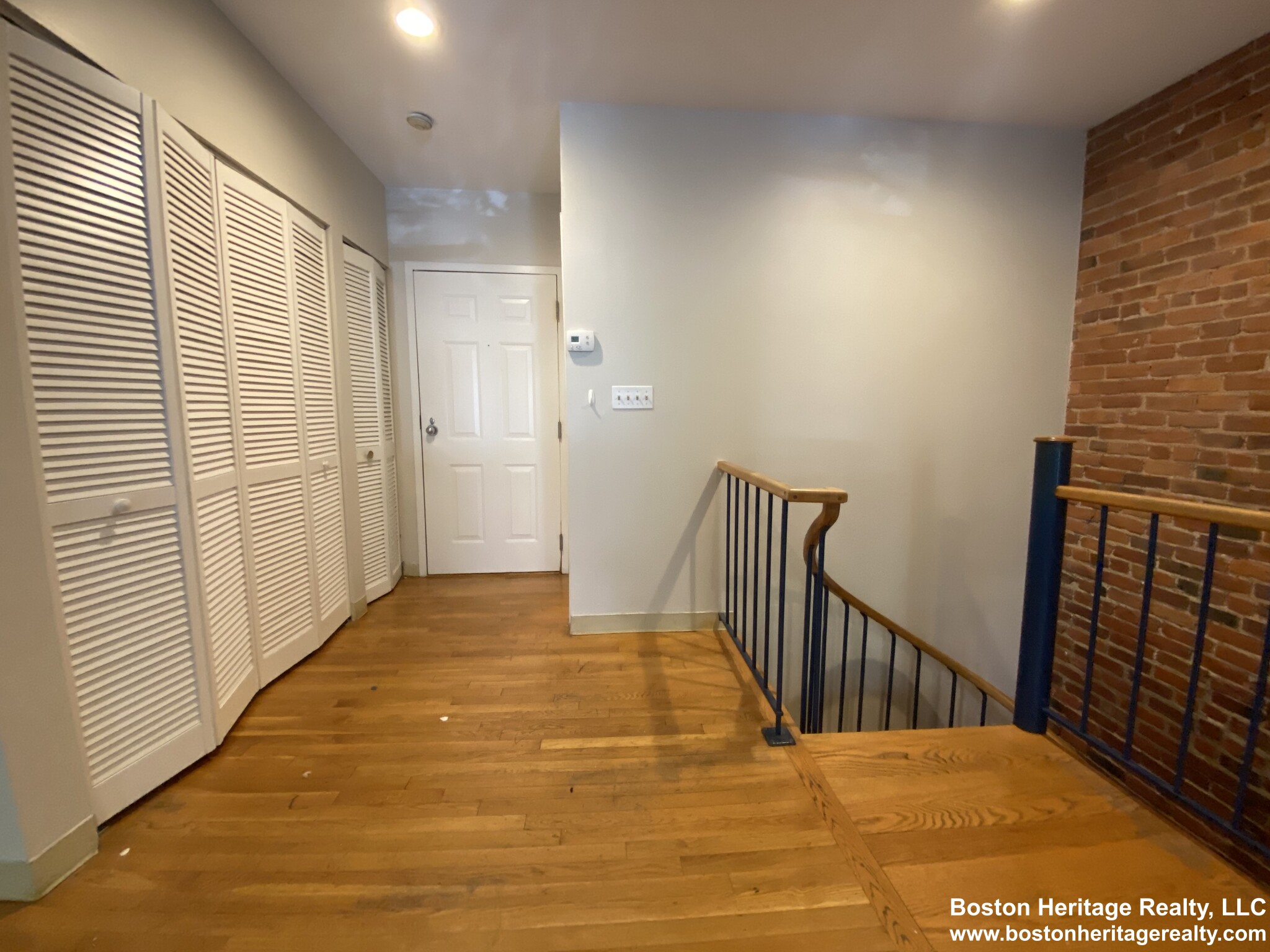 84 Gainsborough St, Fenway