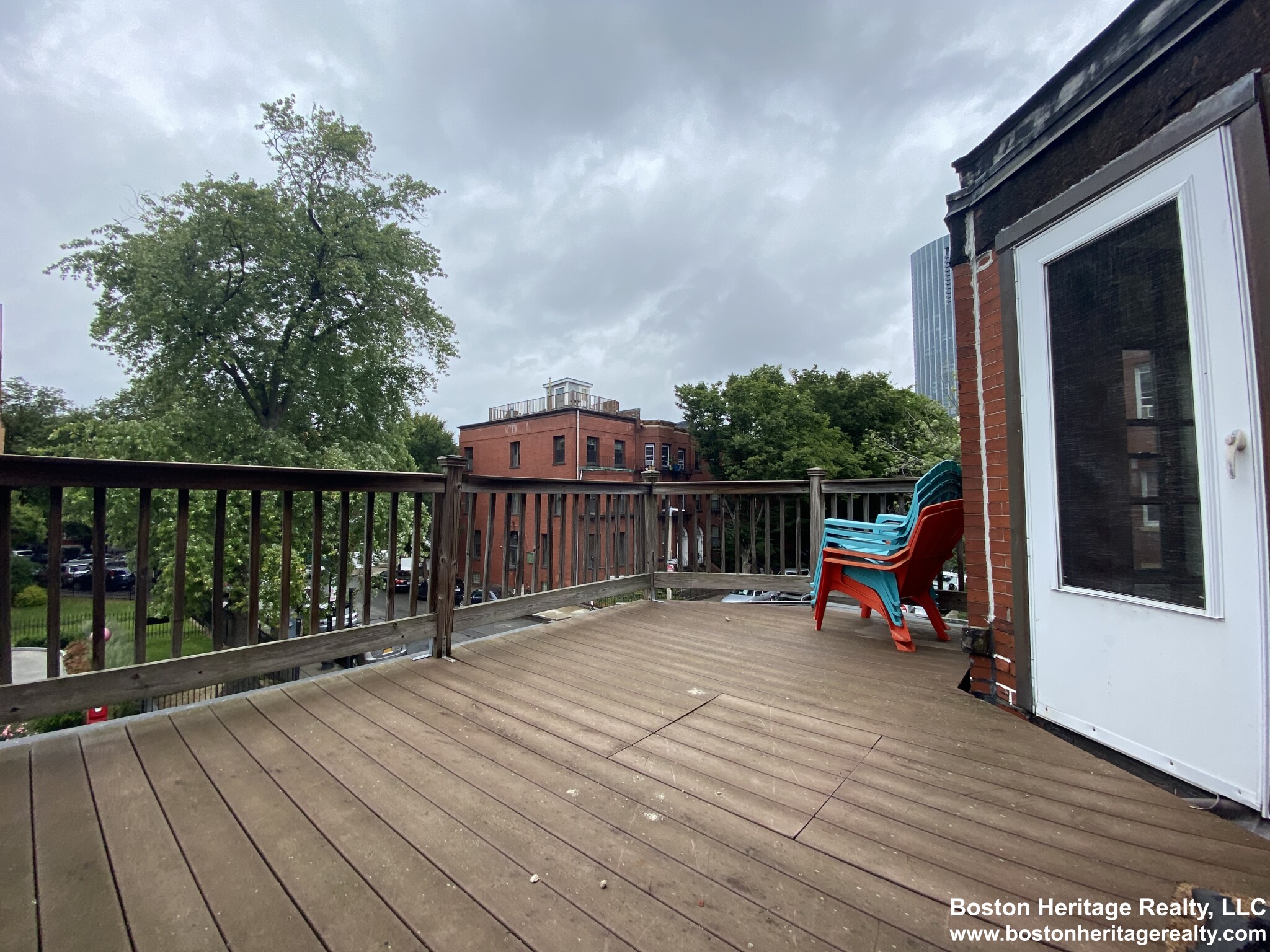 2 bed, 1.5 bath apartment for rent at 54 Gainsborough St Unit 2, Fenway — photo 1 of 10