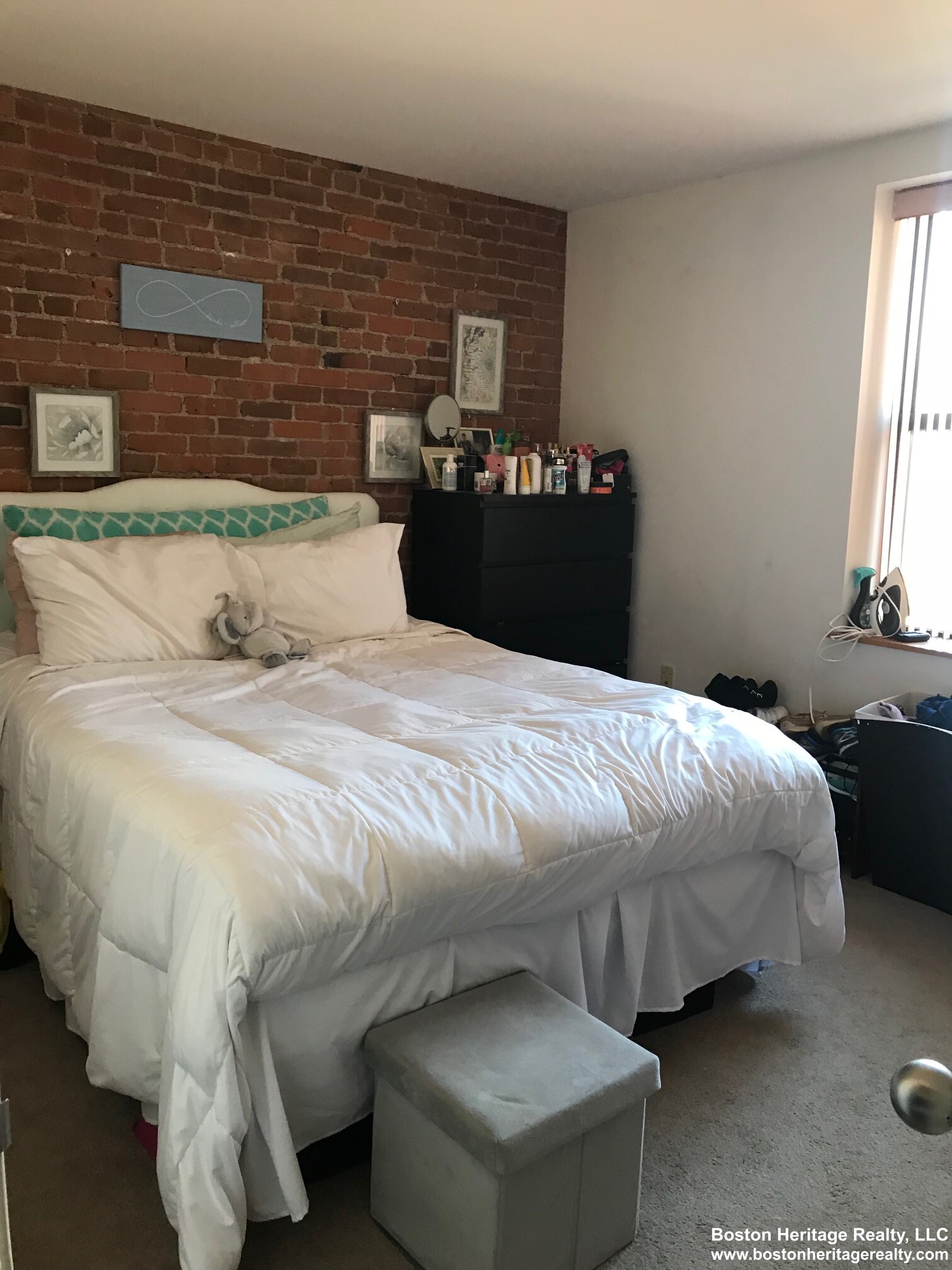 1 bed, 1 bath apartment for rent at 78 Gainsborough St Unit 403, Fenway — photo 2 of 3