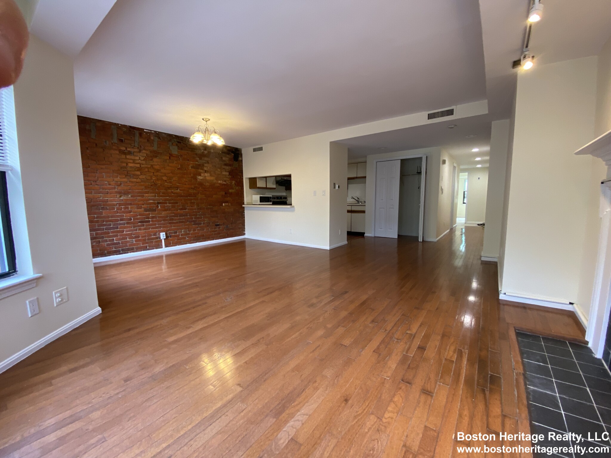 2 Beds, 2 Baths apartment in Boston, Fenway for $3,700