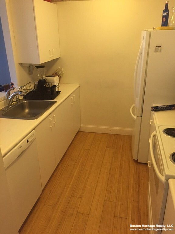 2 Beds, 2 Baths apartment in Boston, South End for $3,900
