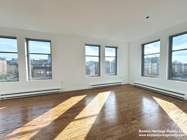 1597 Washington St, South End