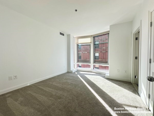 1597 Washington St, South End