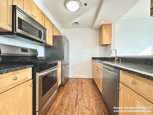 1597 Washington St, South End