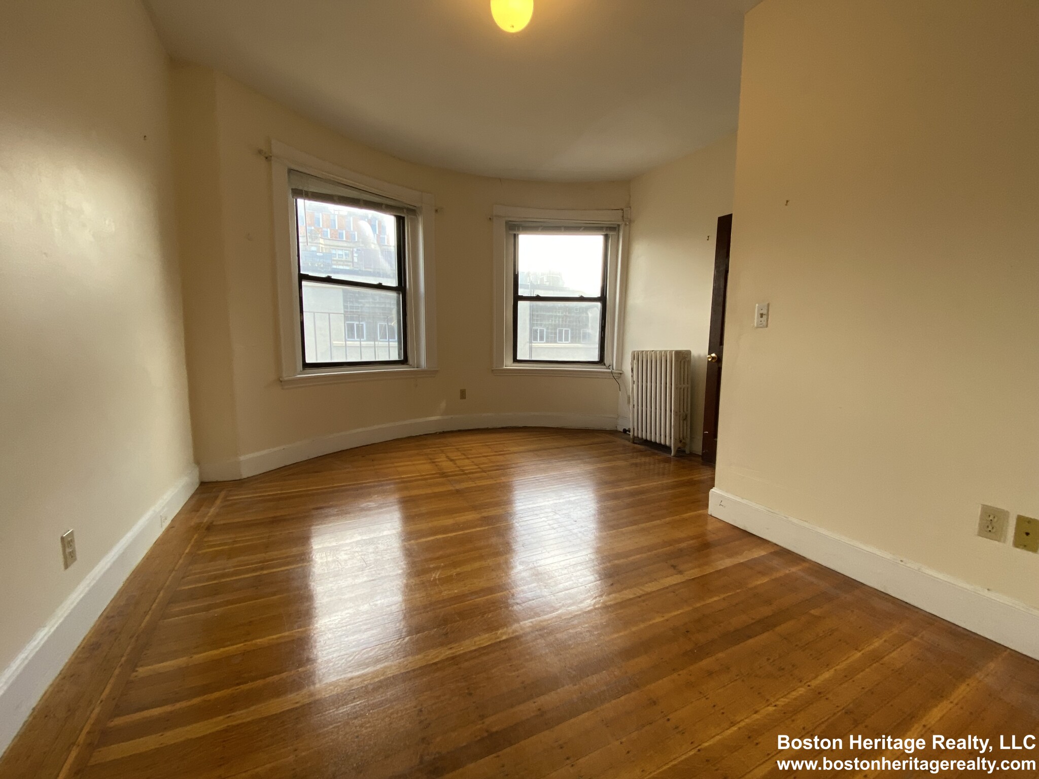 46 Saint Stephen St, Fenway