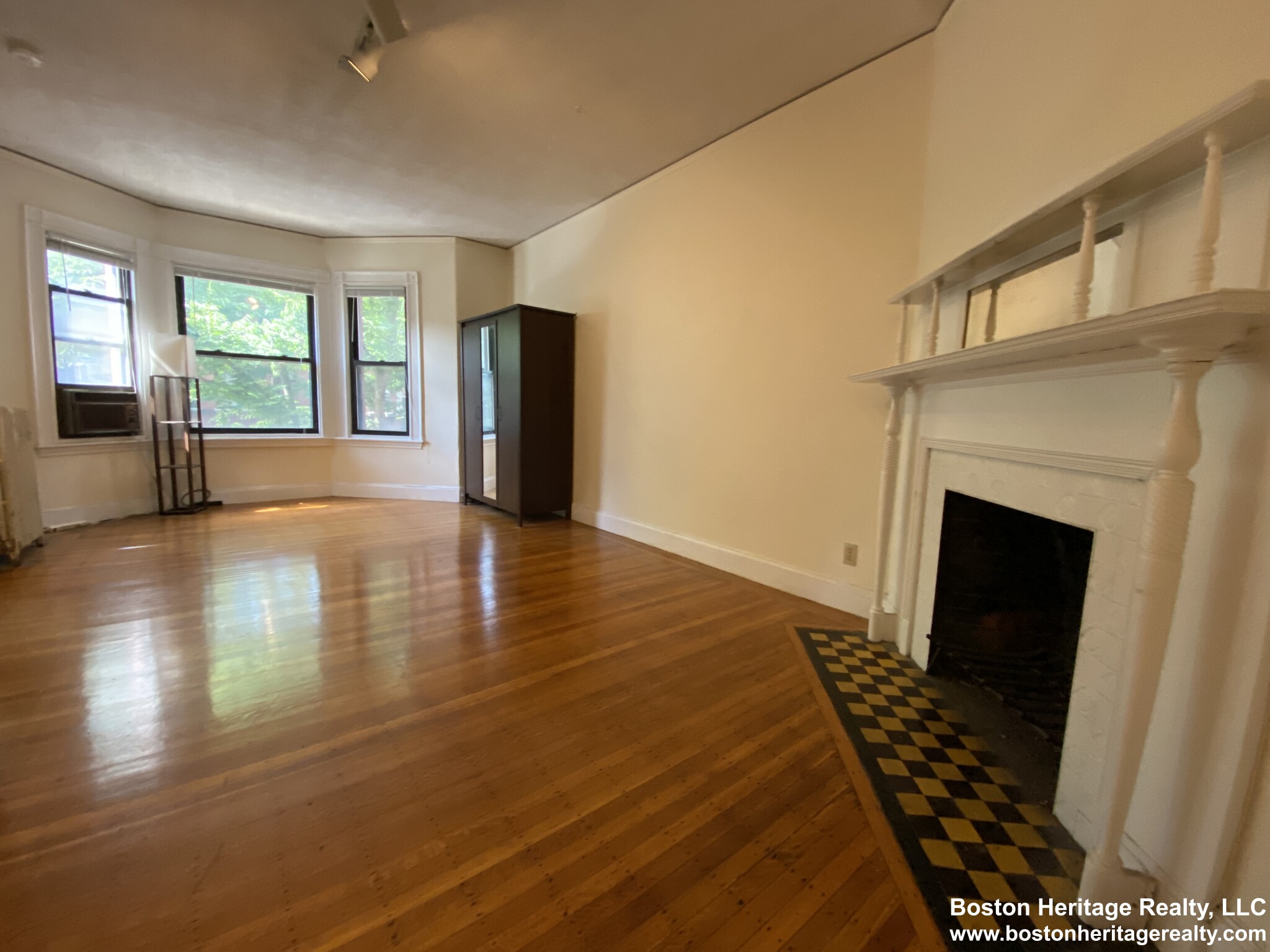 46 Saint Stephen St, Fenway