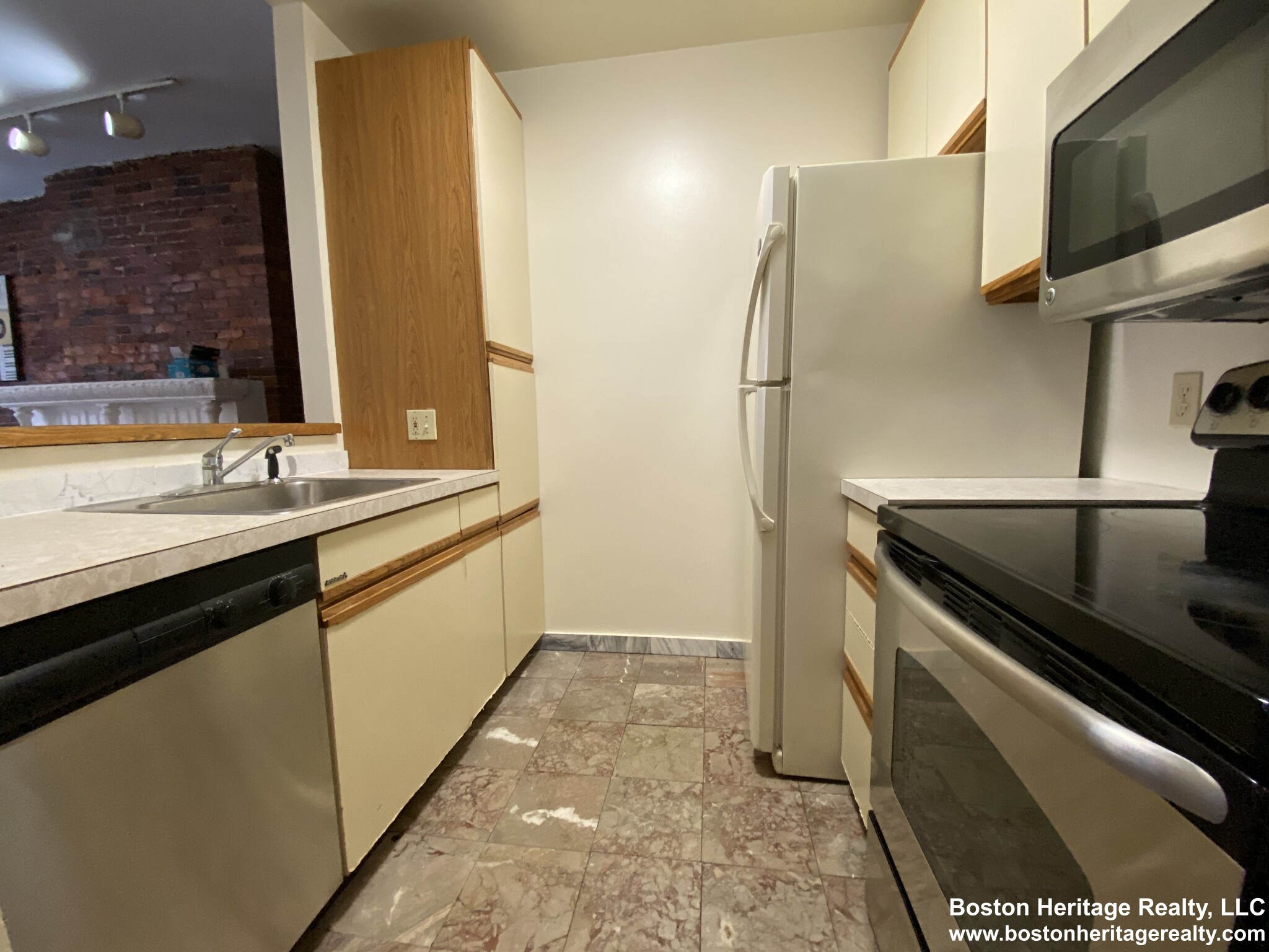 61 Hemenway St, Fenway