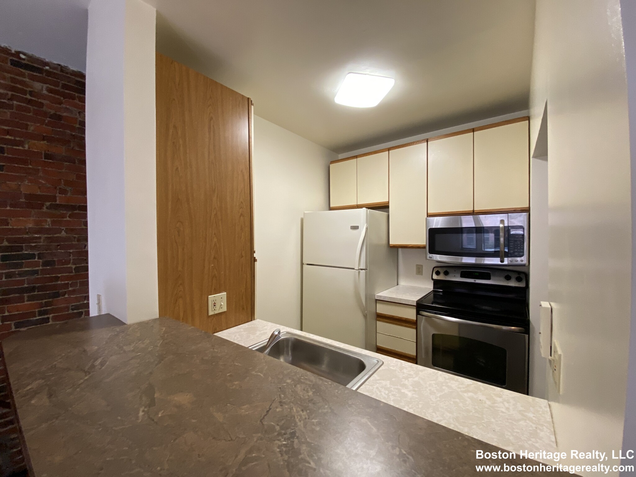 61 Hemenway St, Fenway