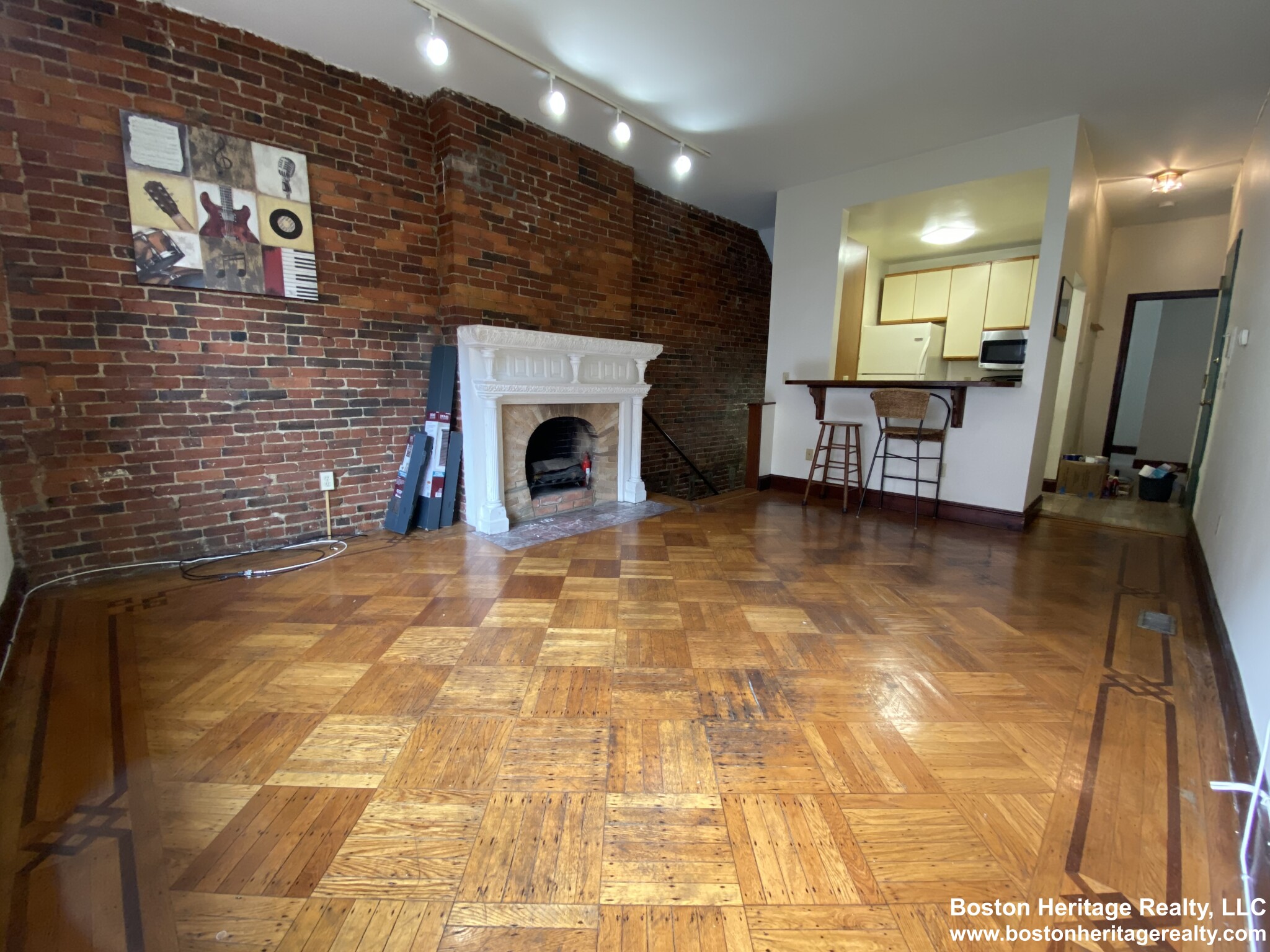 61 Hemenway St, Fenway