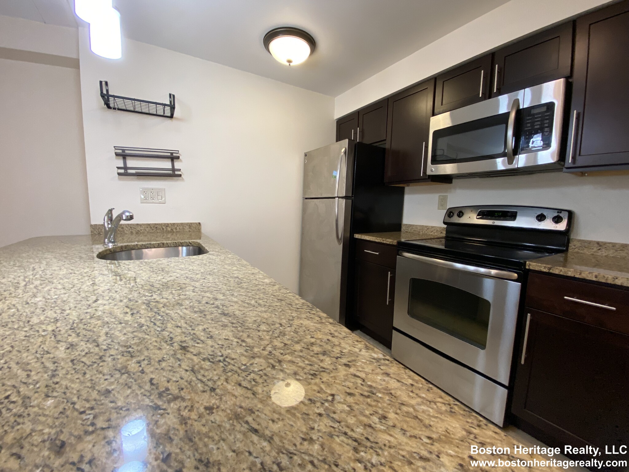 3 Douglass Park, South End