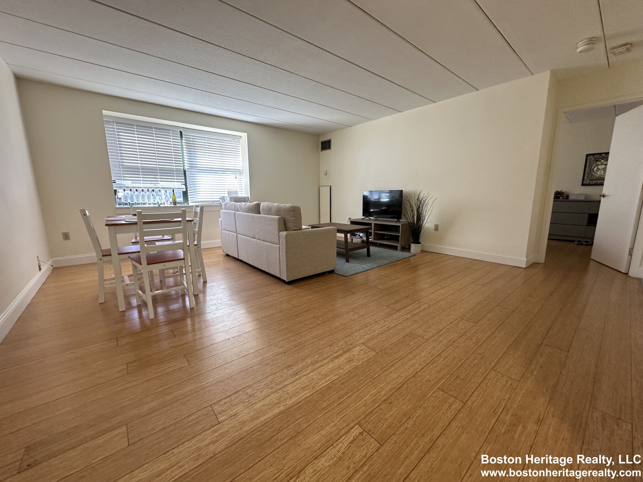 3 Douglass Park, Roxbury