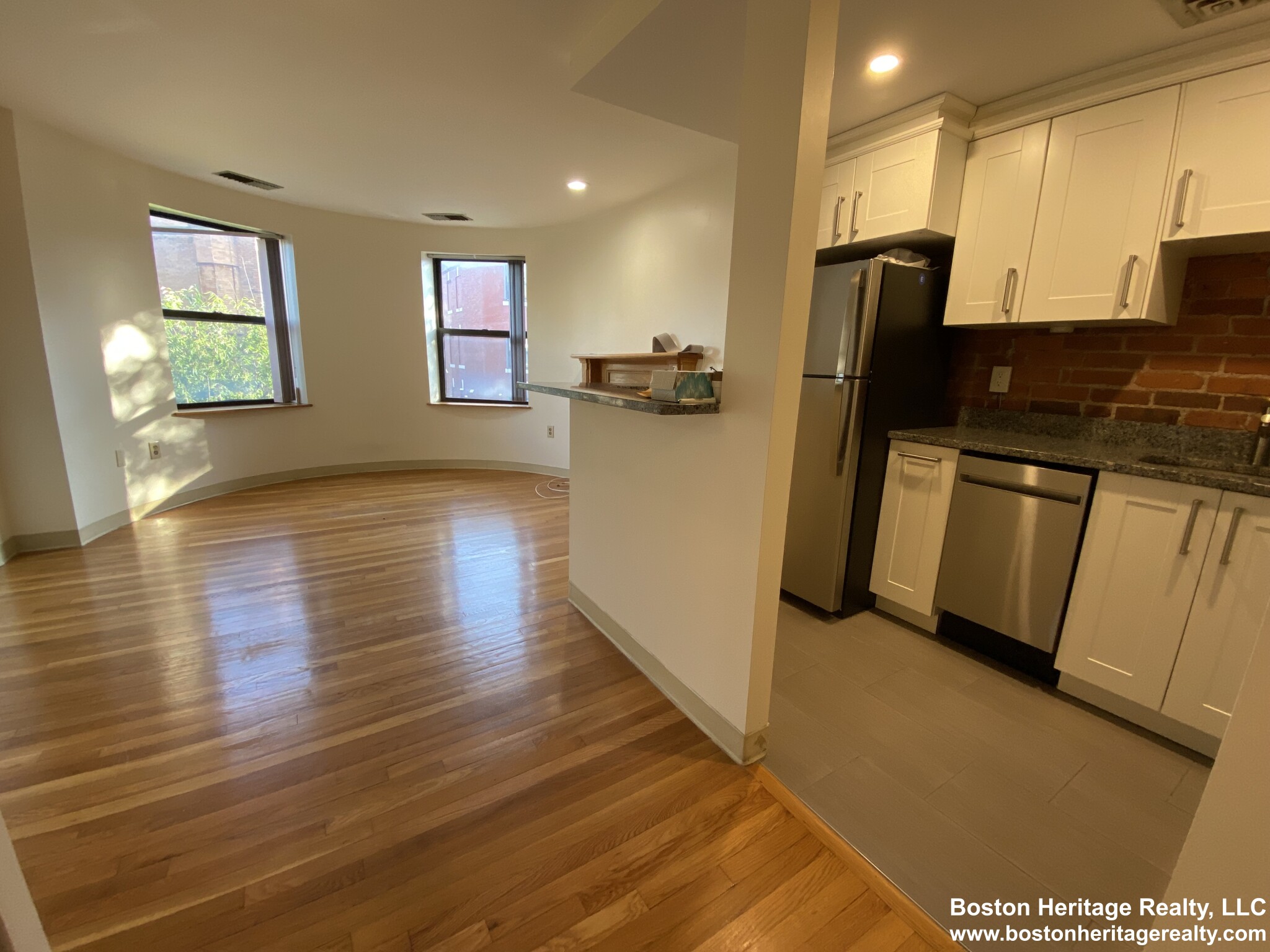 79 Gainsborough St, Fenway