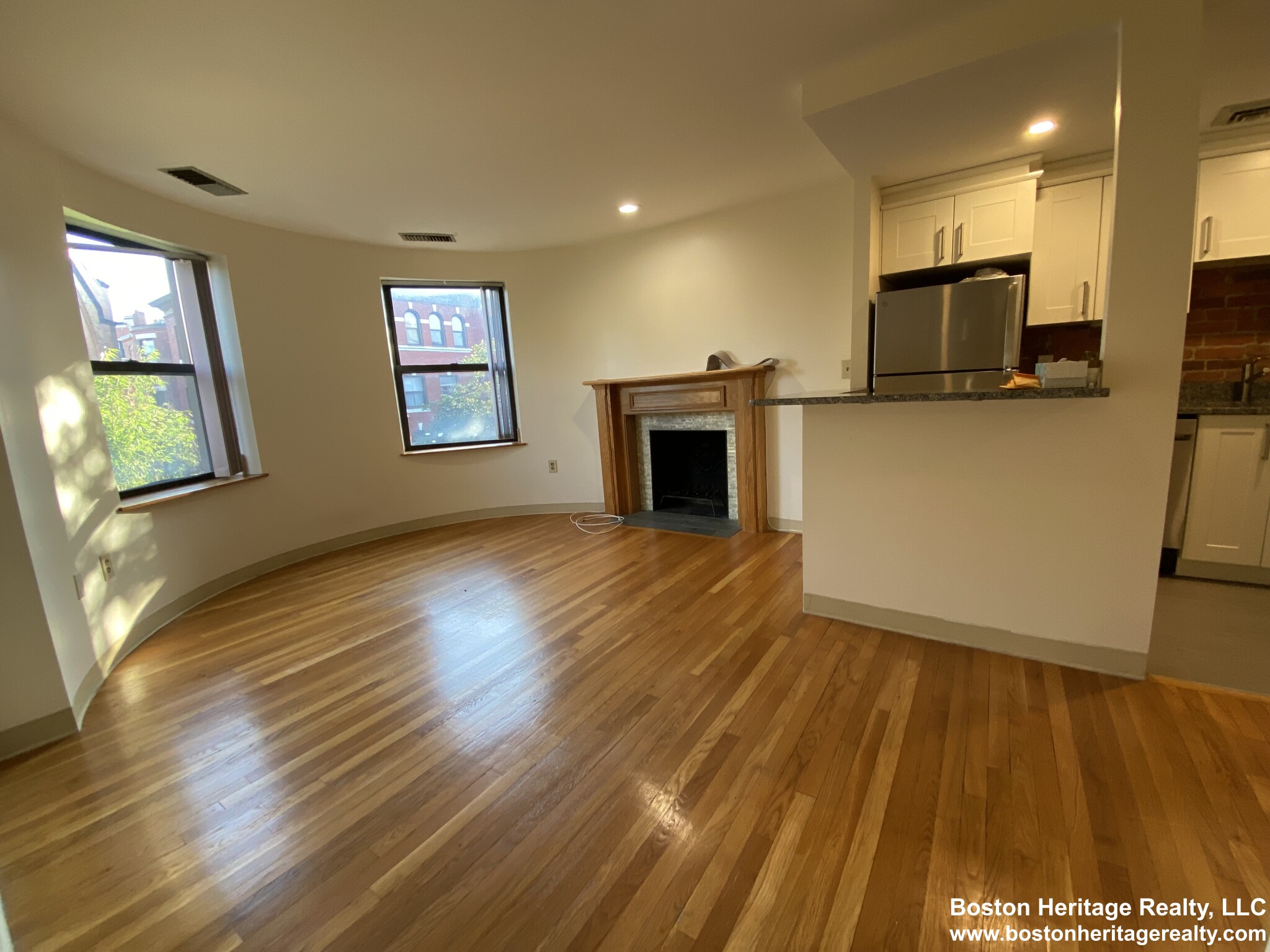 79 Gainsborough St, Fenway