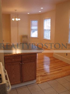 335 Faneuil St, Brighton