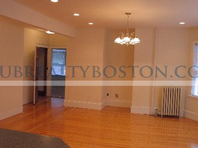 335 Faneuil St, Brighton