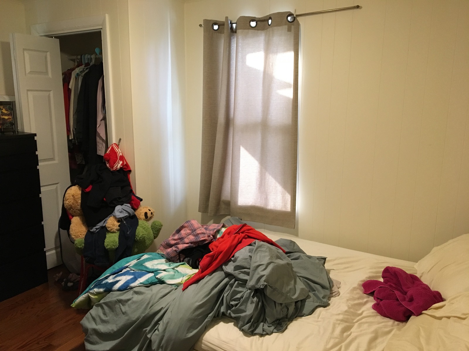 Photos of apartment on Cedar St.,Cambridge MA 02140