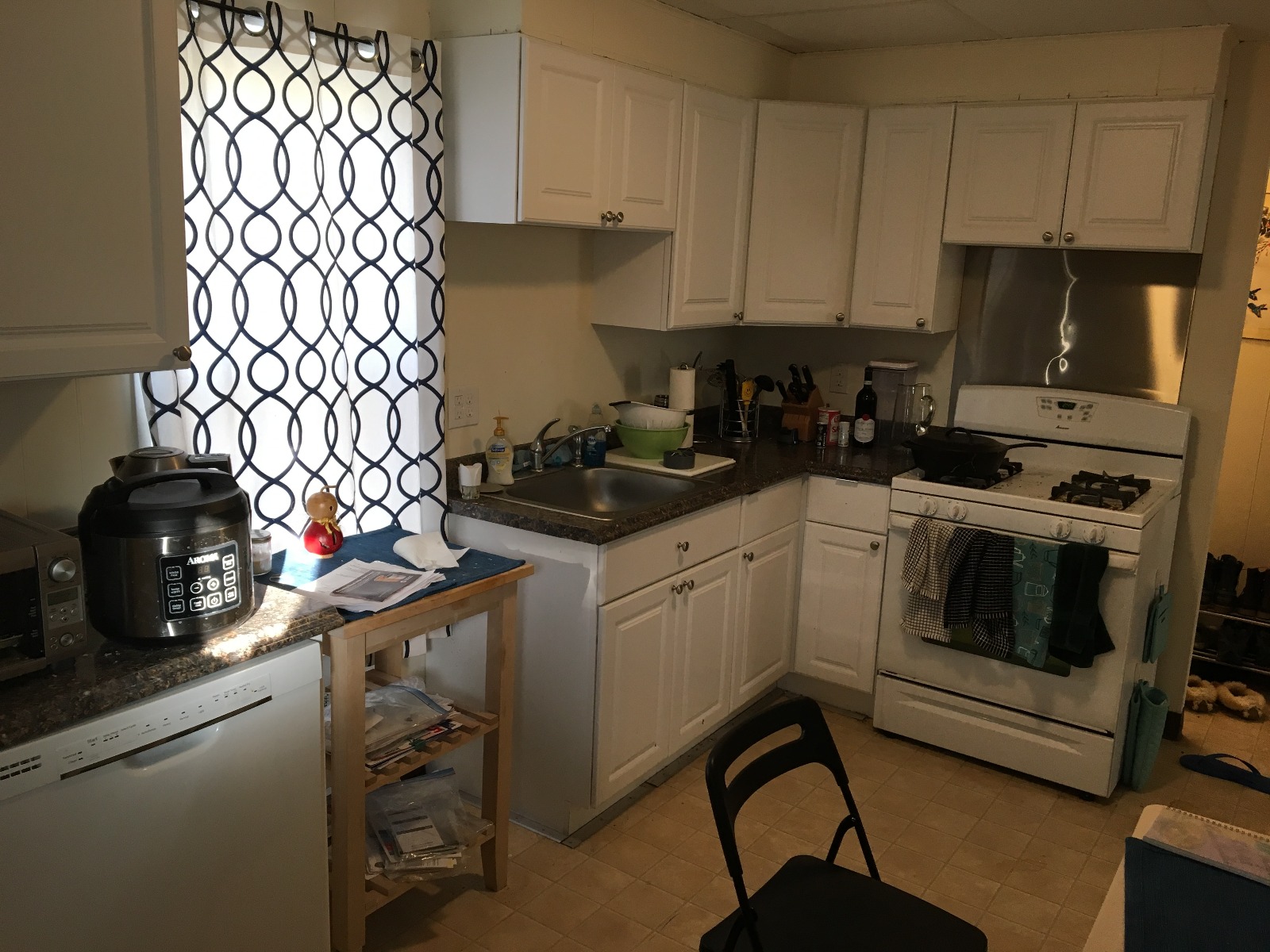 Photos of apartment on Concord Turnpike,Cambridge MA 02140