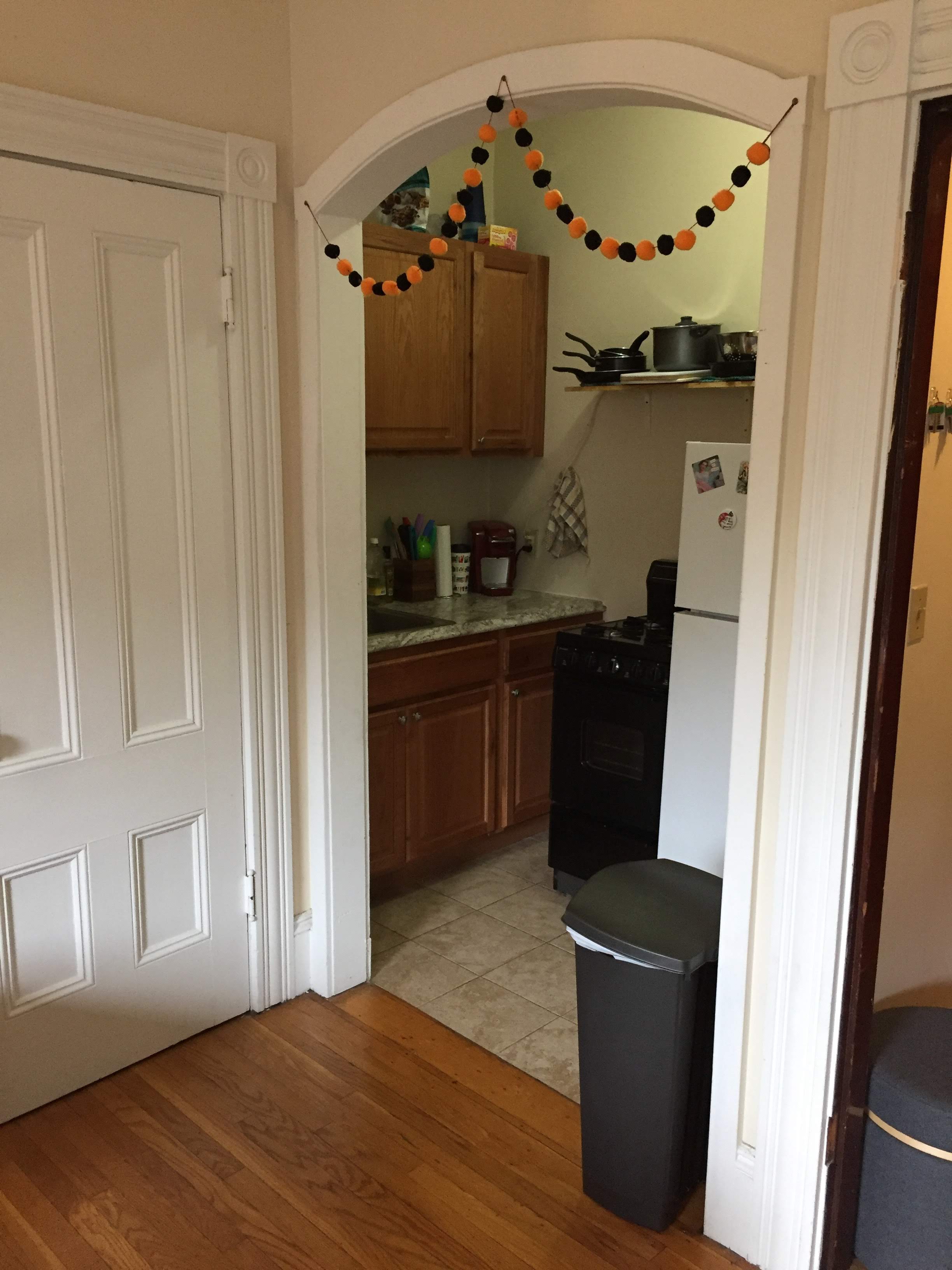 Studio bed, 1 bath apartment for rent at 8 Symphony Rd Unit 3, Fenway — photo 5 of 10