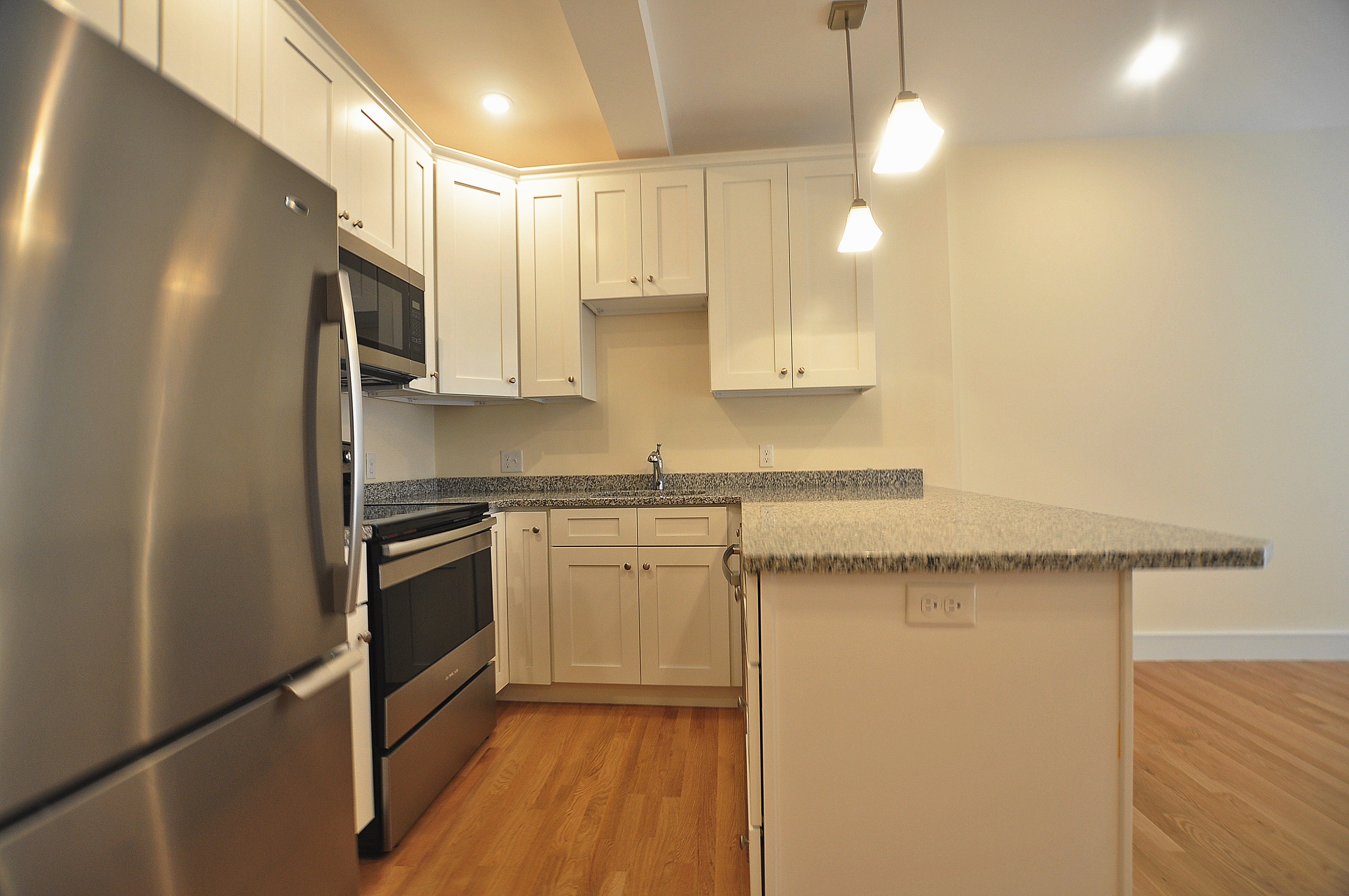 1 bed, 1 bath apartment for rent at 875 Beacon St Unit 6, Fenway — photo 3 of 10