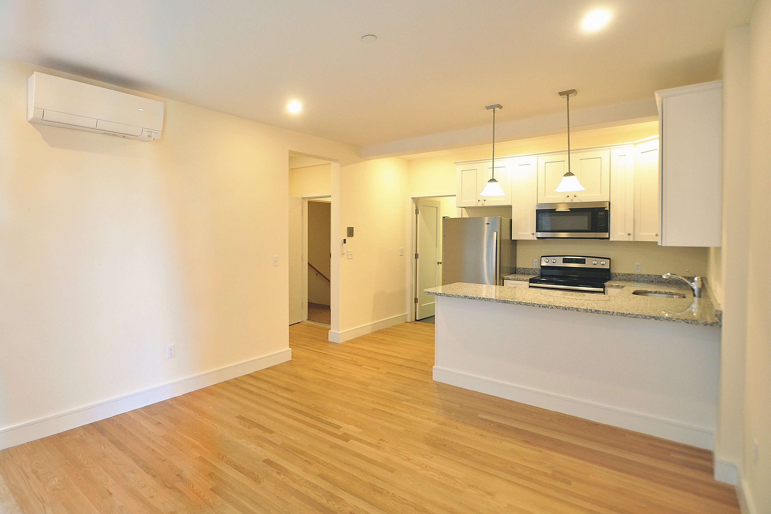 1 bed, 1 bath apartment for rent at 875 Beacon St Unit 6, Fenway — photo 4 of 10