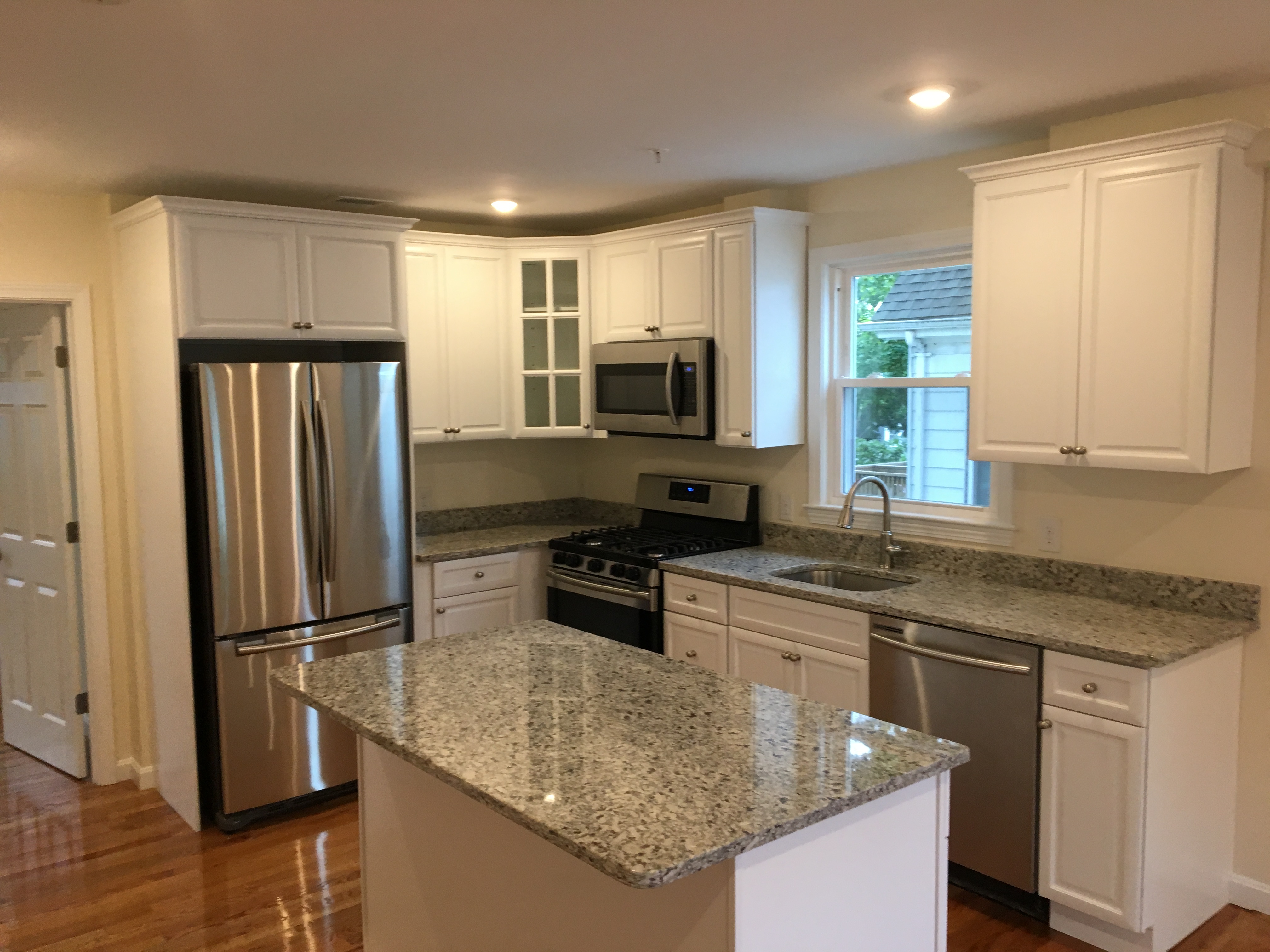3 bed, 2 bath apartment for rent at 4 Mechanic St Unit 3, Newton Upper Falls — photo 9 of 18