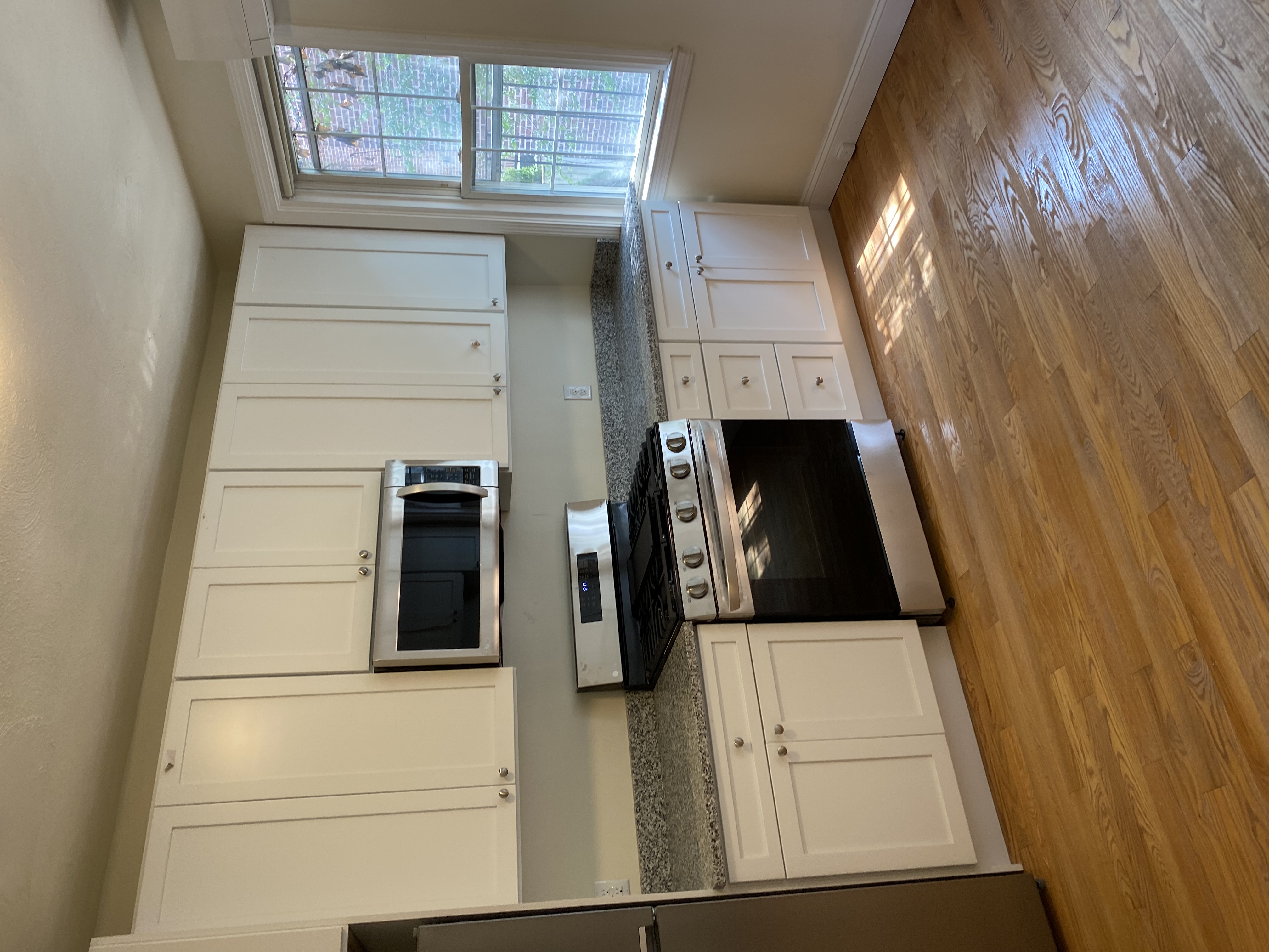 Studio bed, 1 bath apartment for rent at 85 Bolton St Unit 1, South Boston — photo 1 of 9