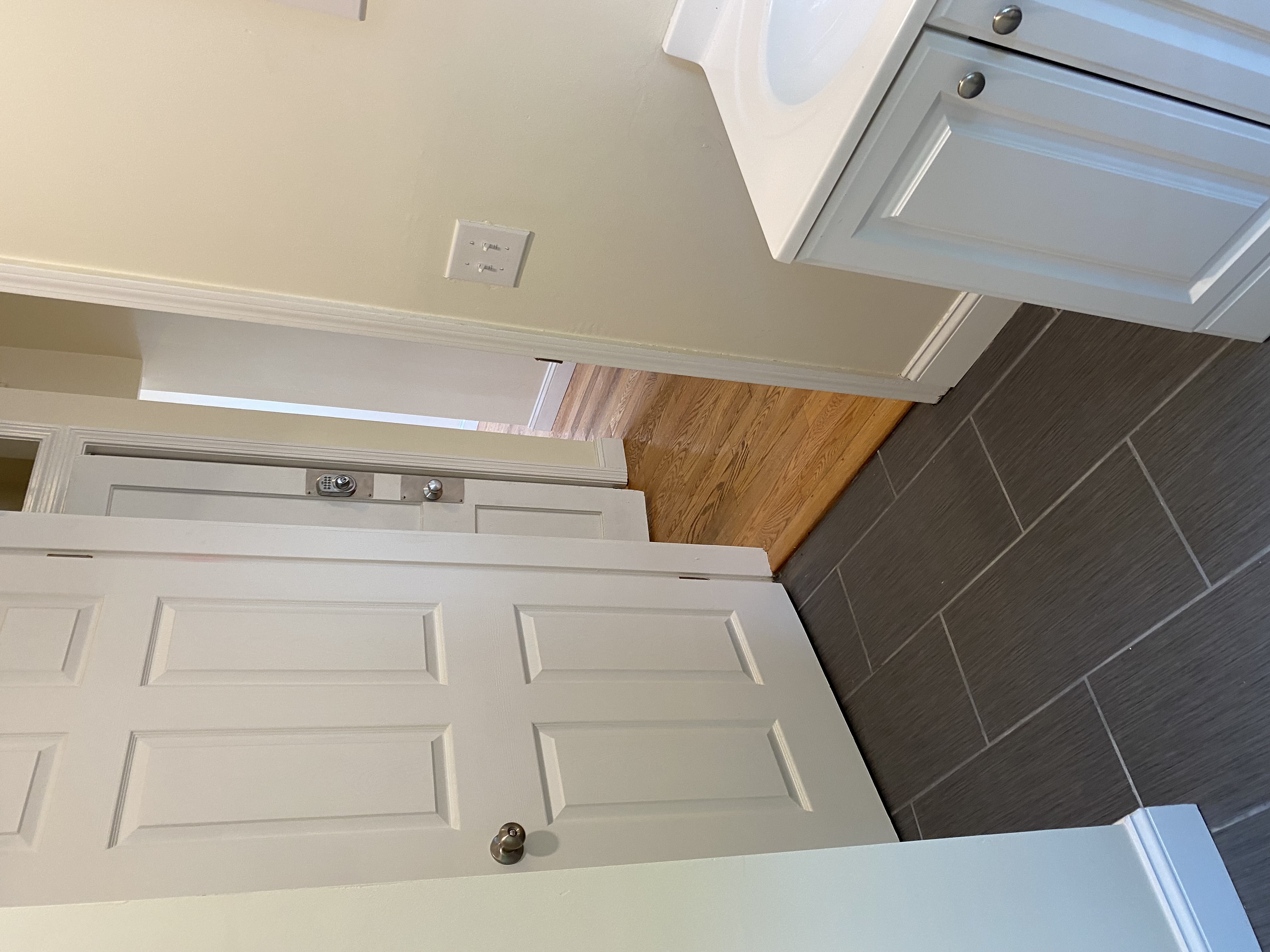 Studio bed, 1 bath apartment for rent at 85 Bolton St Unit 1, South Boston — photo 5 of 9