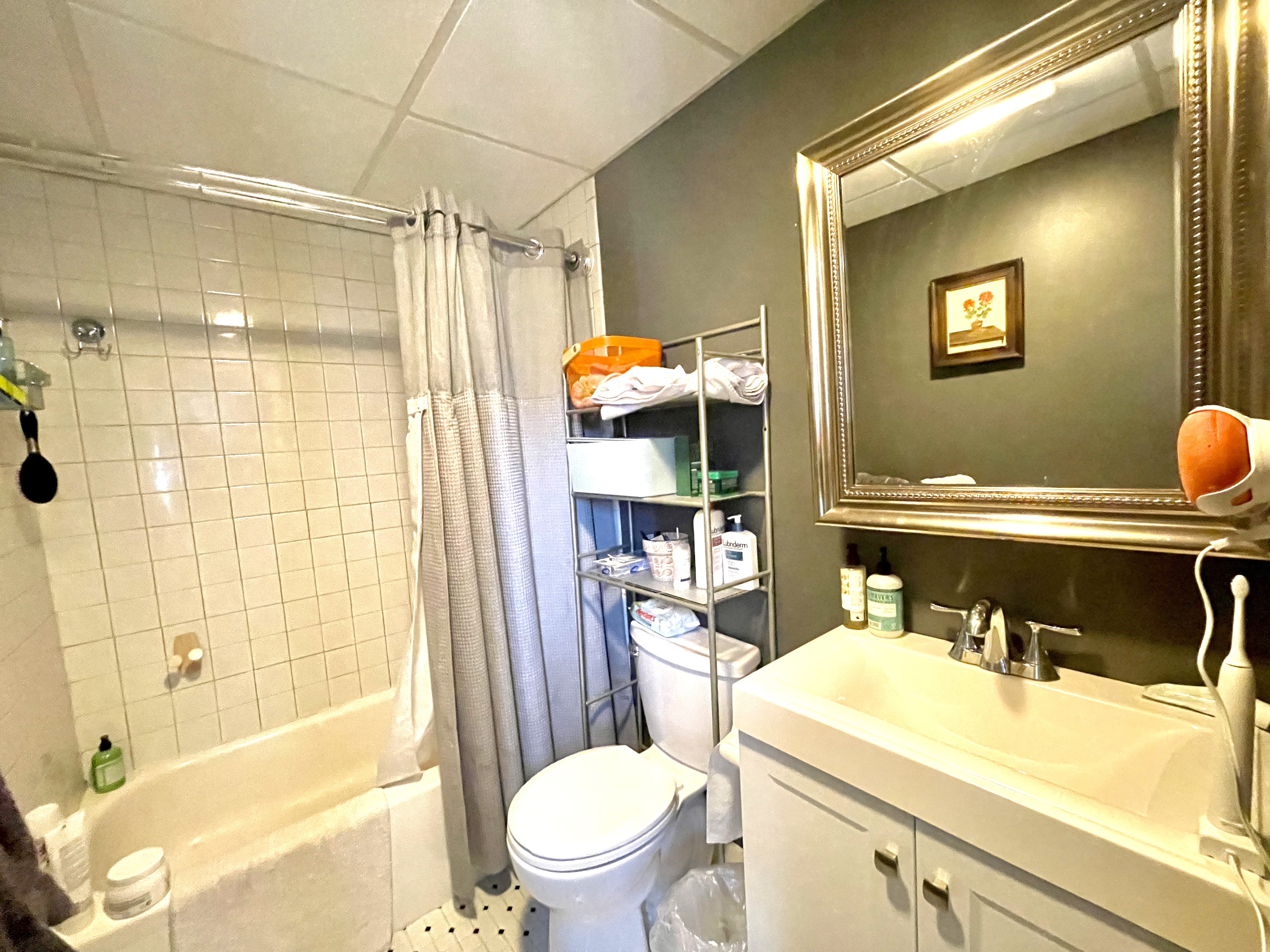 525 3rd St, South Boston