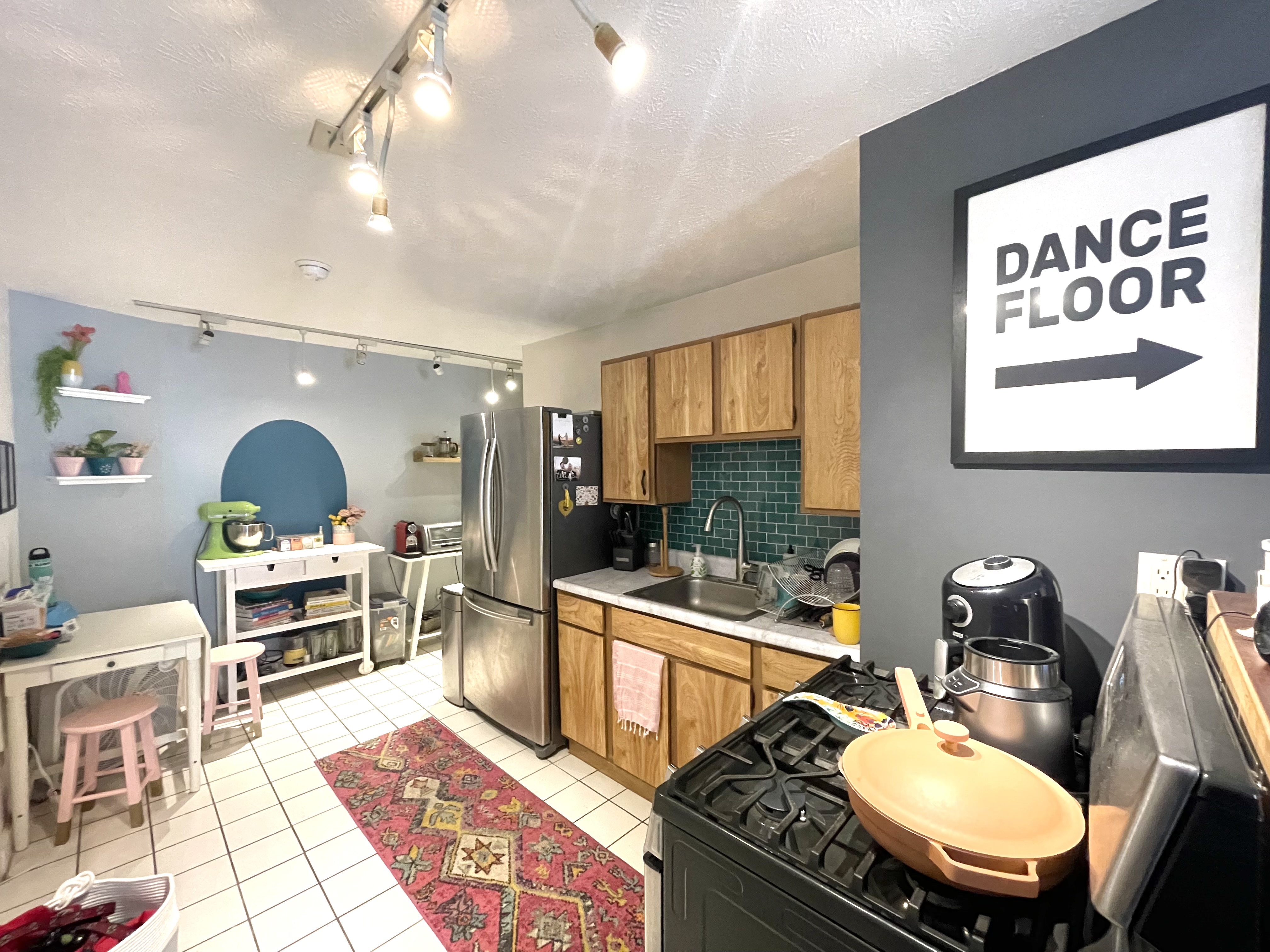 525 3rd St, South Boston