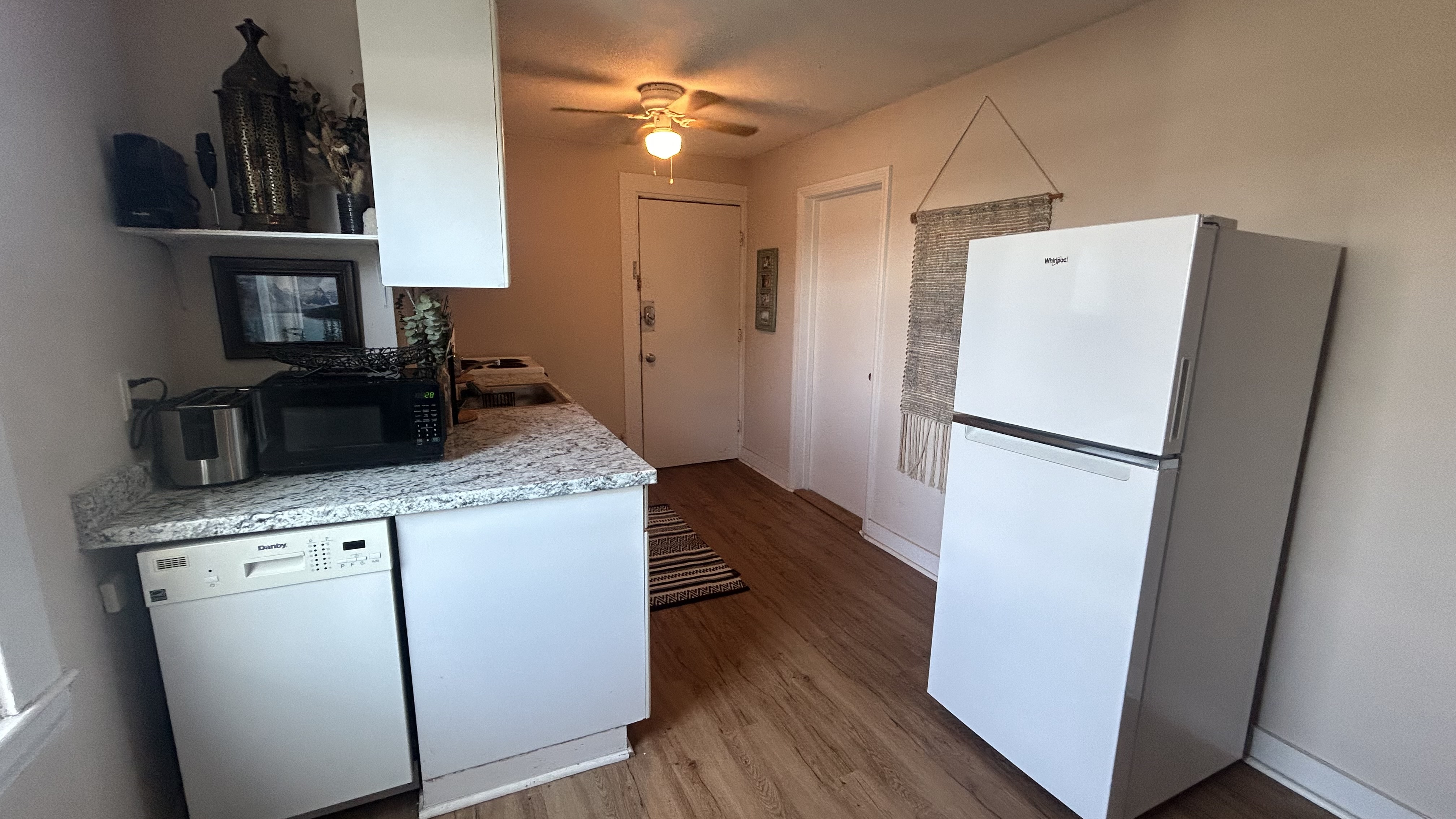 Photos of apartment on East Broadway,Boston MA 02127