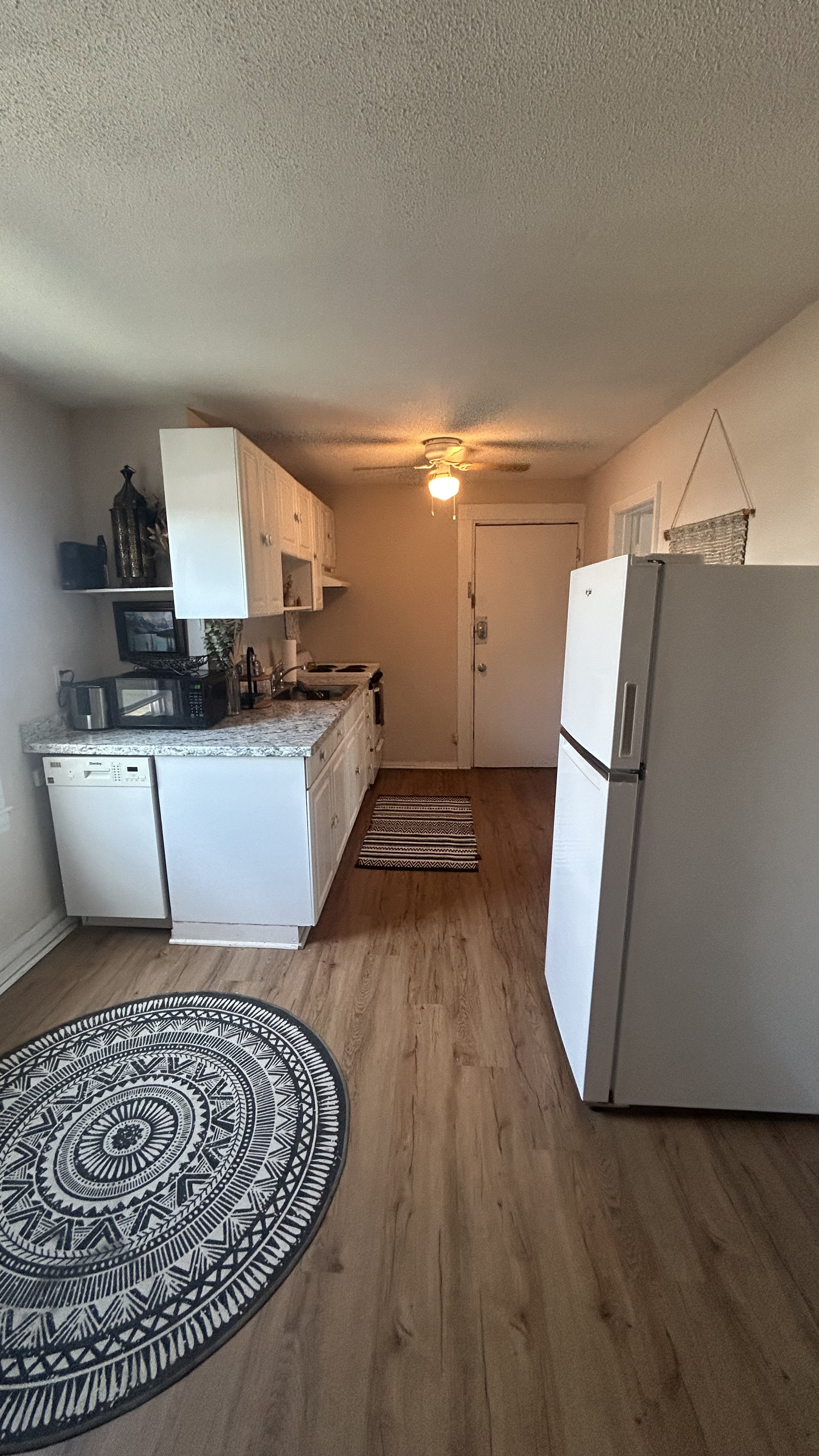 Photos of apartment on East Broadway,Boston MA 02127