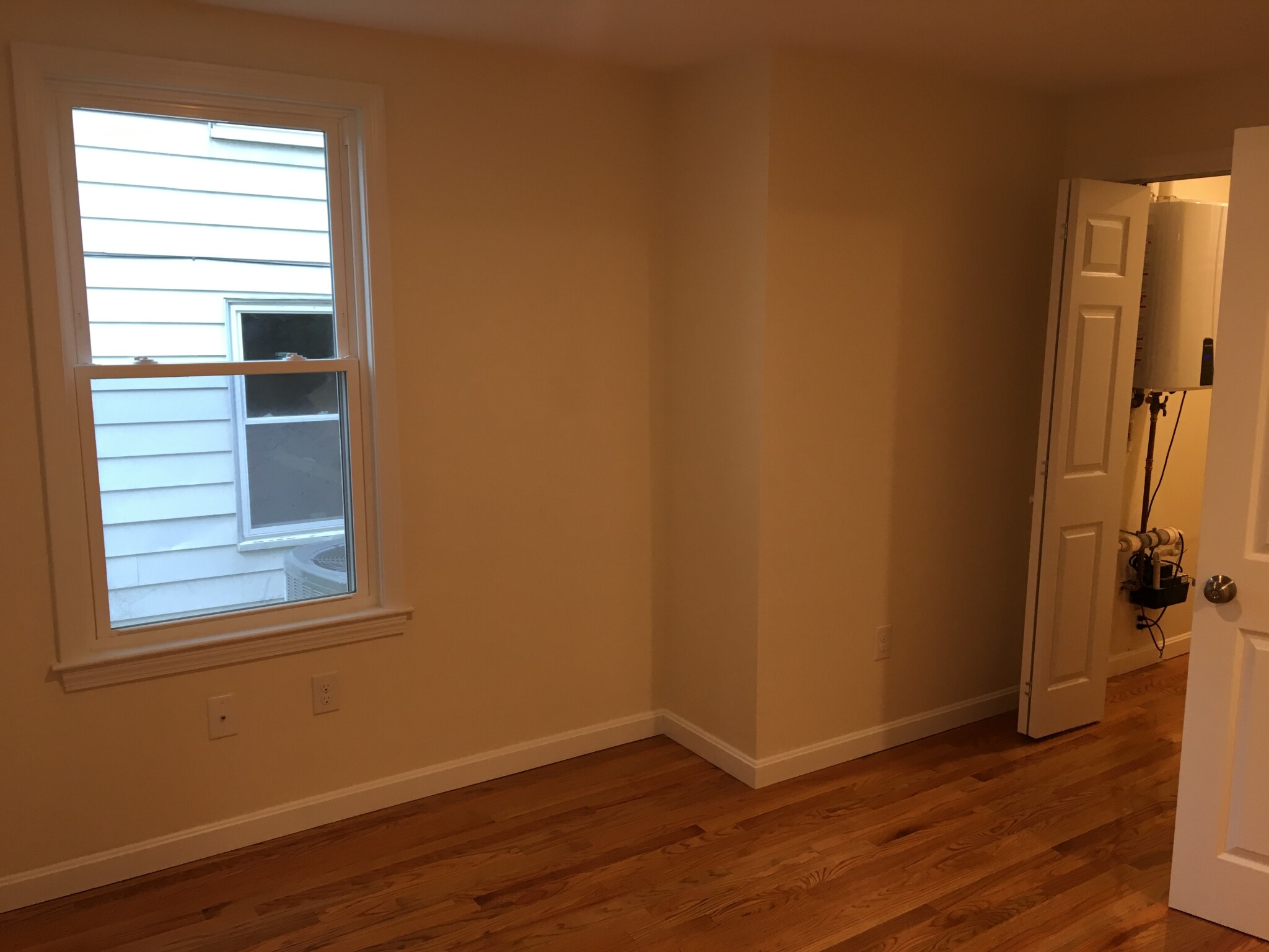 4 Mechanic St, Newton