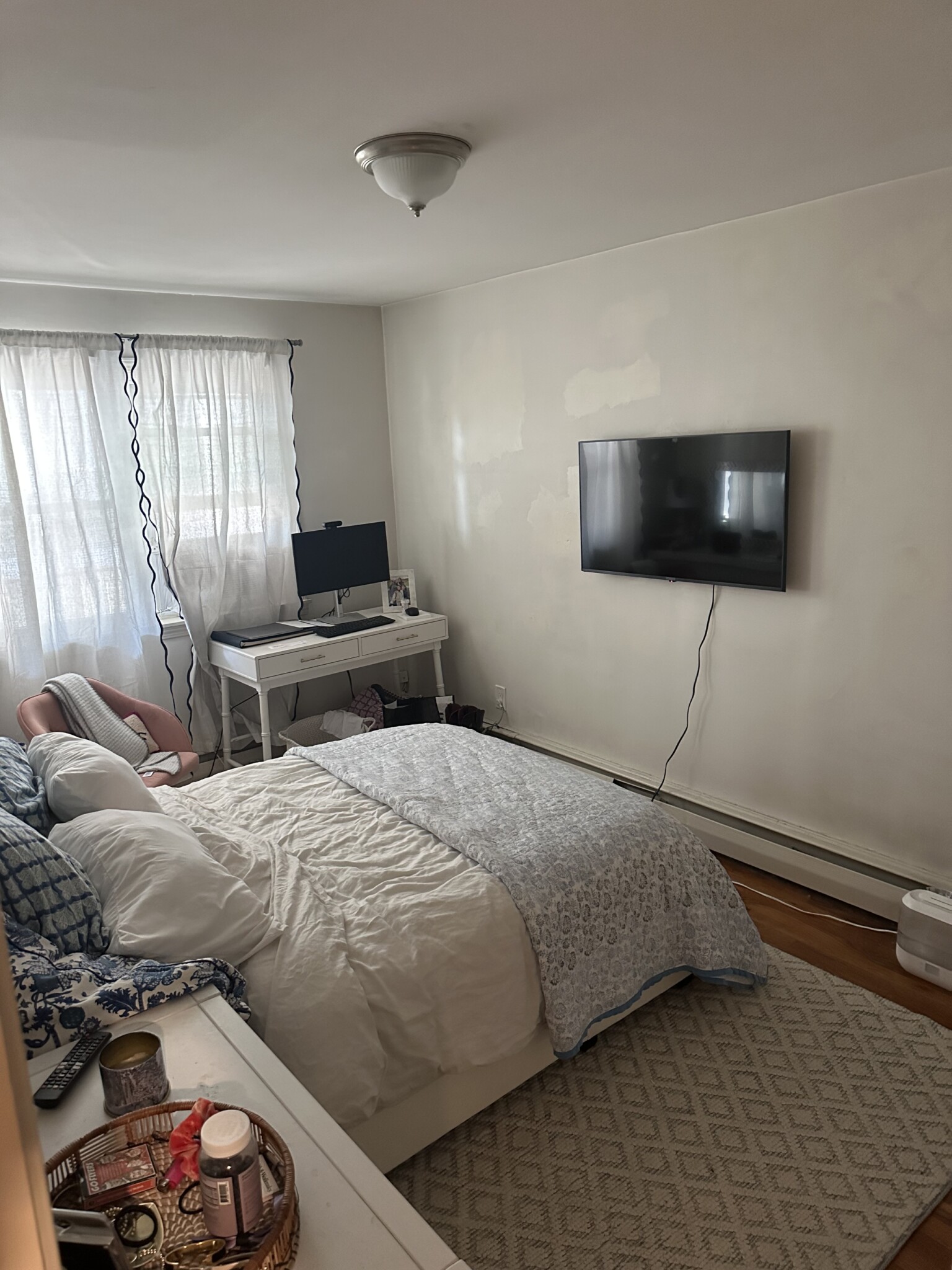 Photos of apartment on L St.,Boston MA 02127