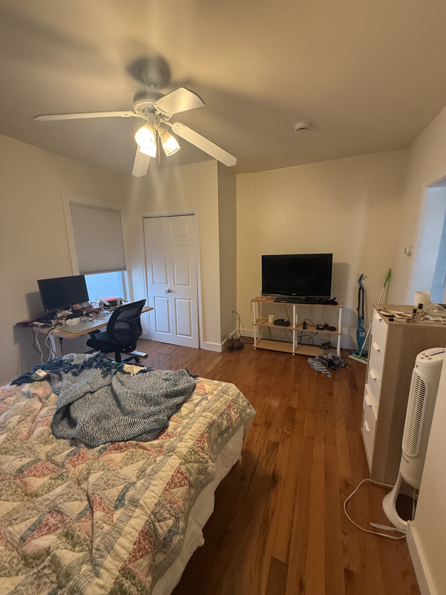 Photos of apartment on Walden St.,Cambridge MA 02140