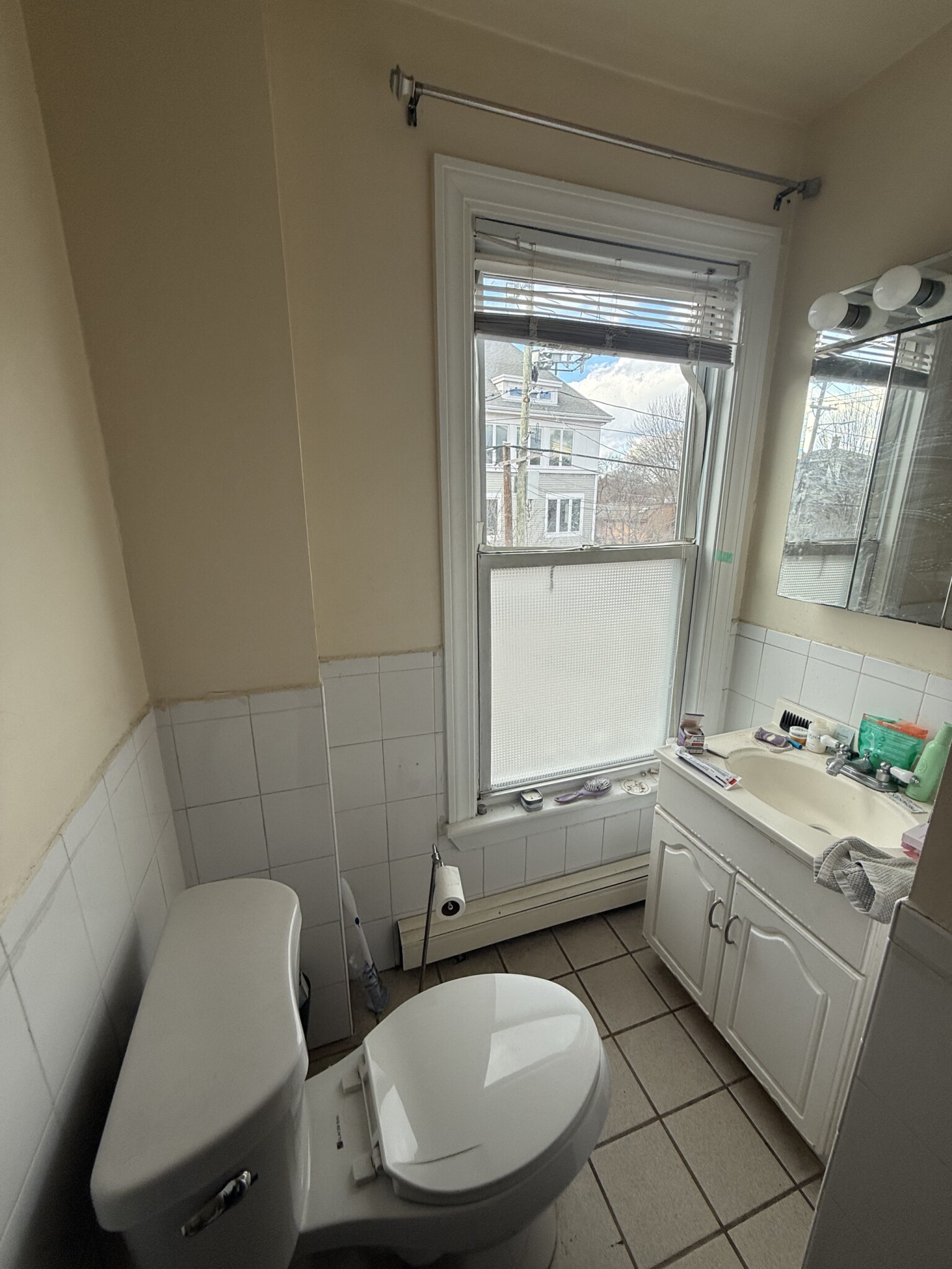 Photos of apartment on Walden St.,Cambridge MA 02140