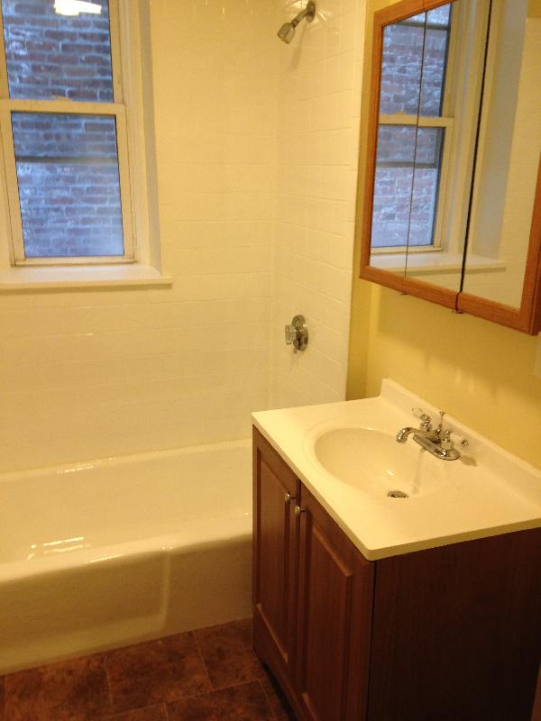 69 South Huntington Ave, Jamaica Hills