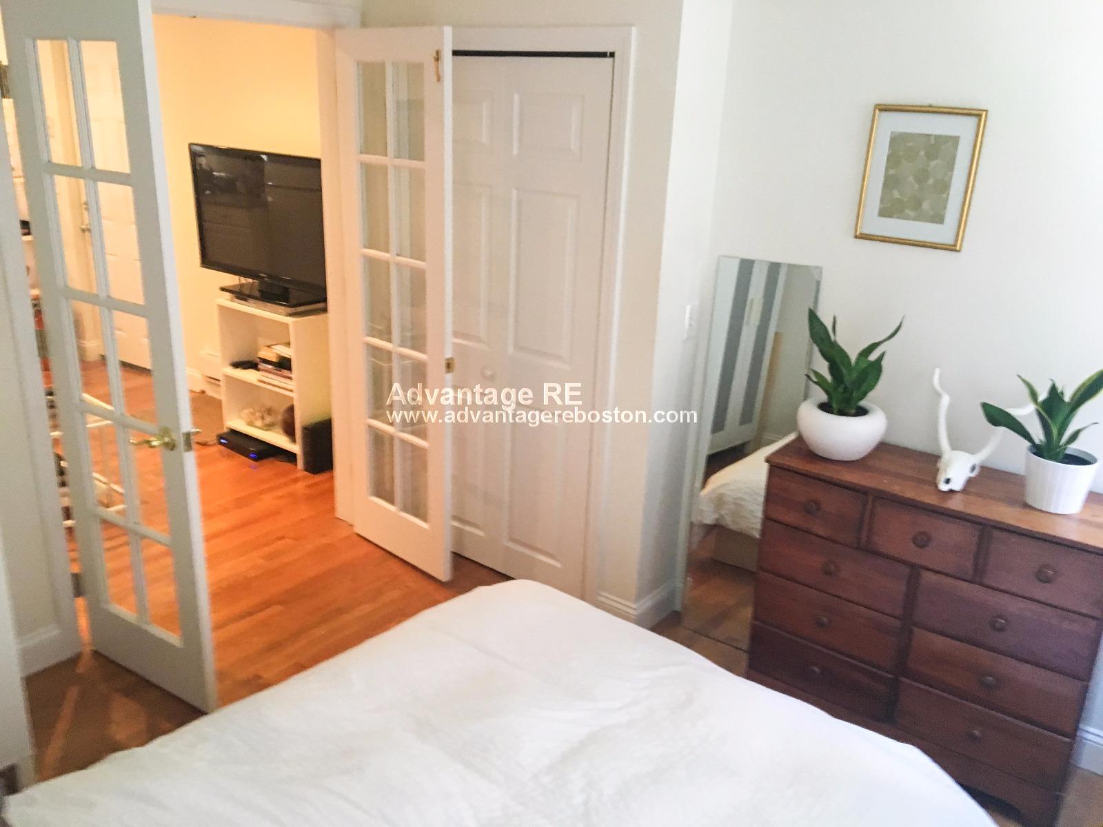 10 Wiget St, North End