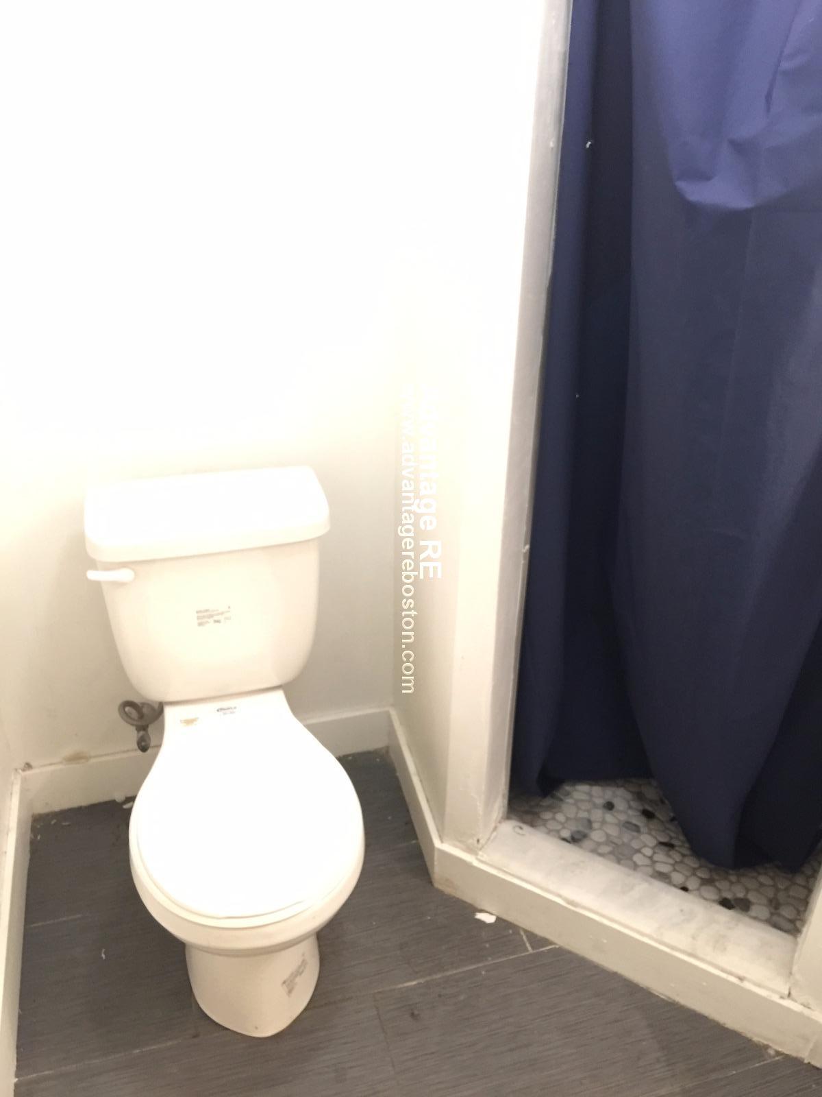 10 Wiget St, North End