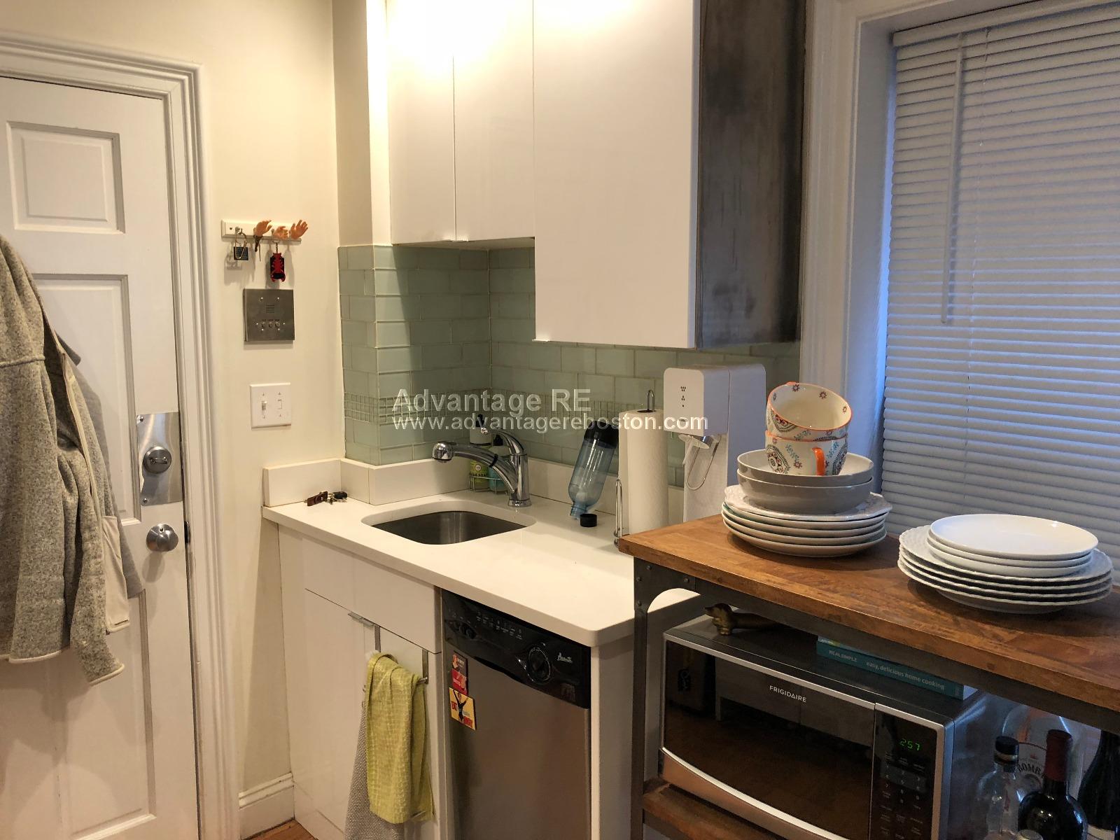 10 Wiget St, North End