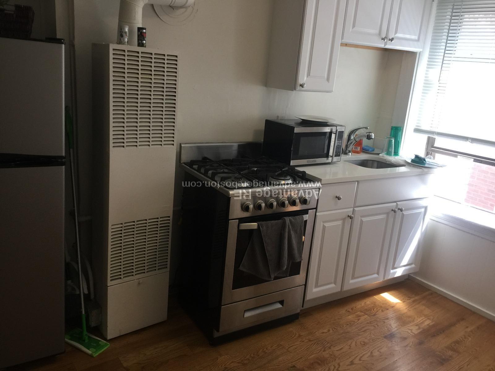 10 Wiget St, North End