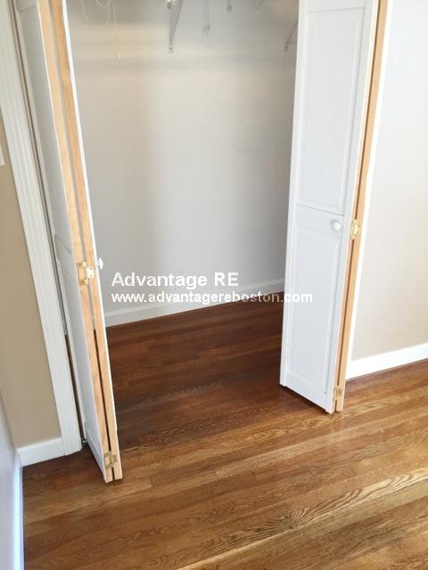 180 Franklin St, Allston