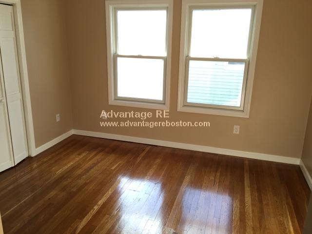 180 Franklin St, Allston