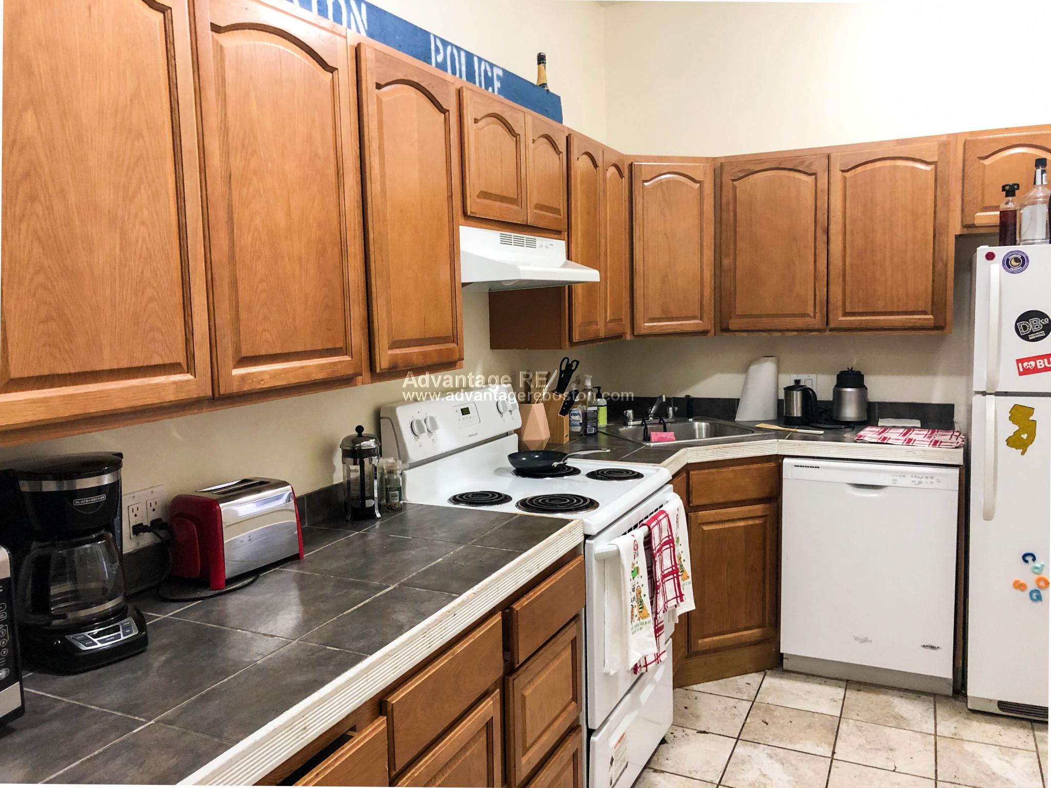 1056 Commonwealth Ave, Allston