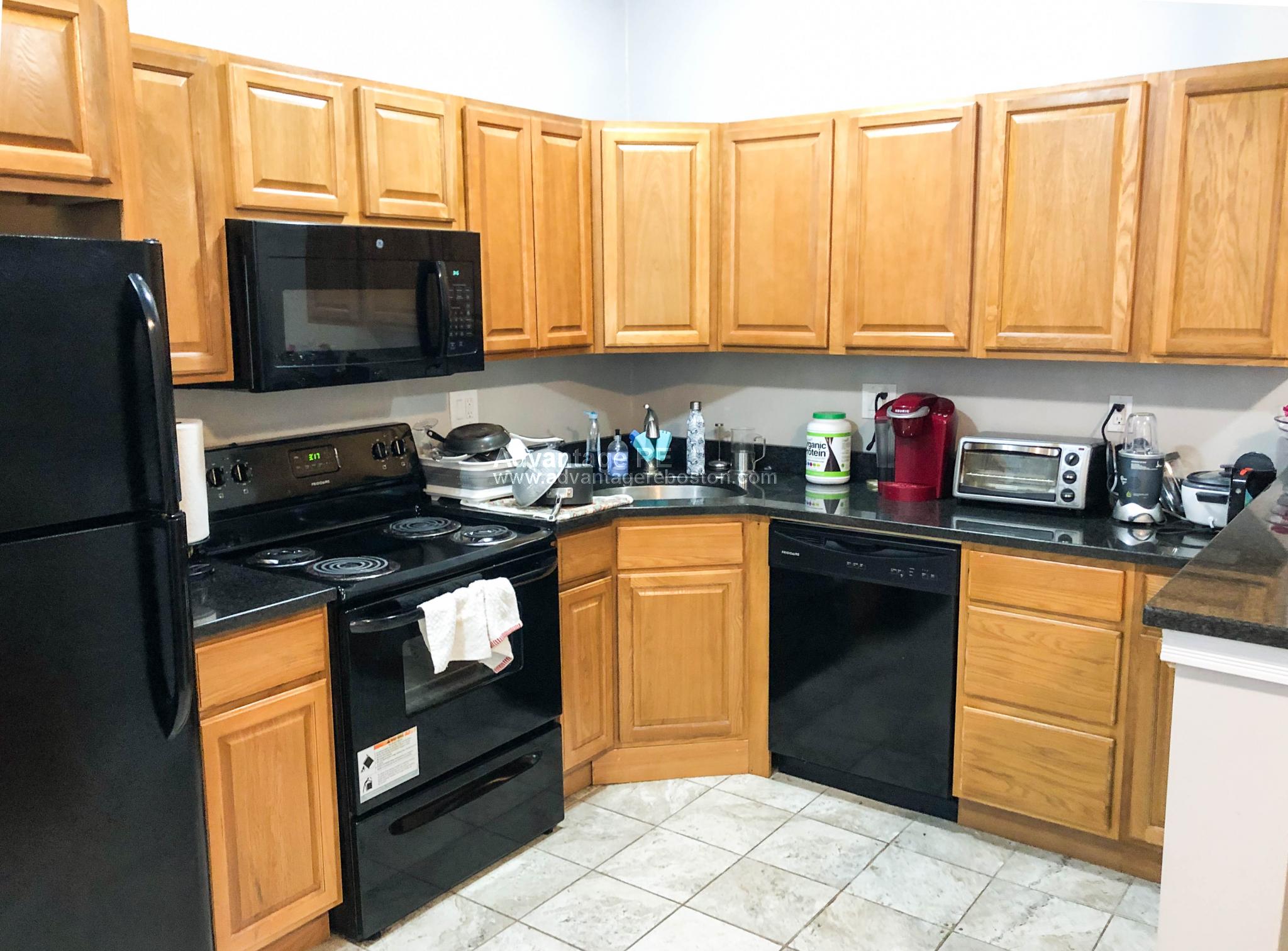 1066 Commonwealth Ave, Allston