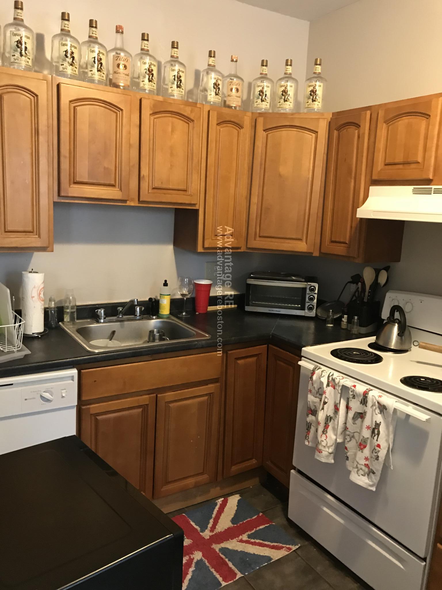 2 bed, 1 bath apartment for rent at 1066 Commonwealth Ave Unit 33, Allston — photo 16 of 36
