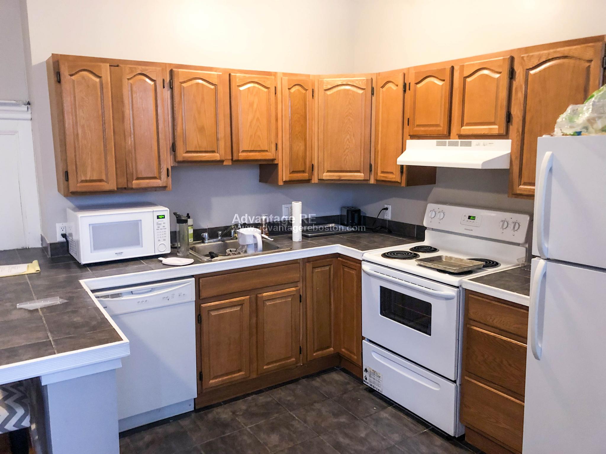 2 bed, 1 bath apartment for rent at 1066 Commonwealth Ave Unit 43, Allston — photo 15 of 32