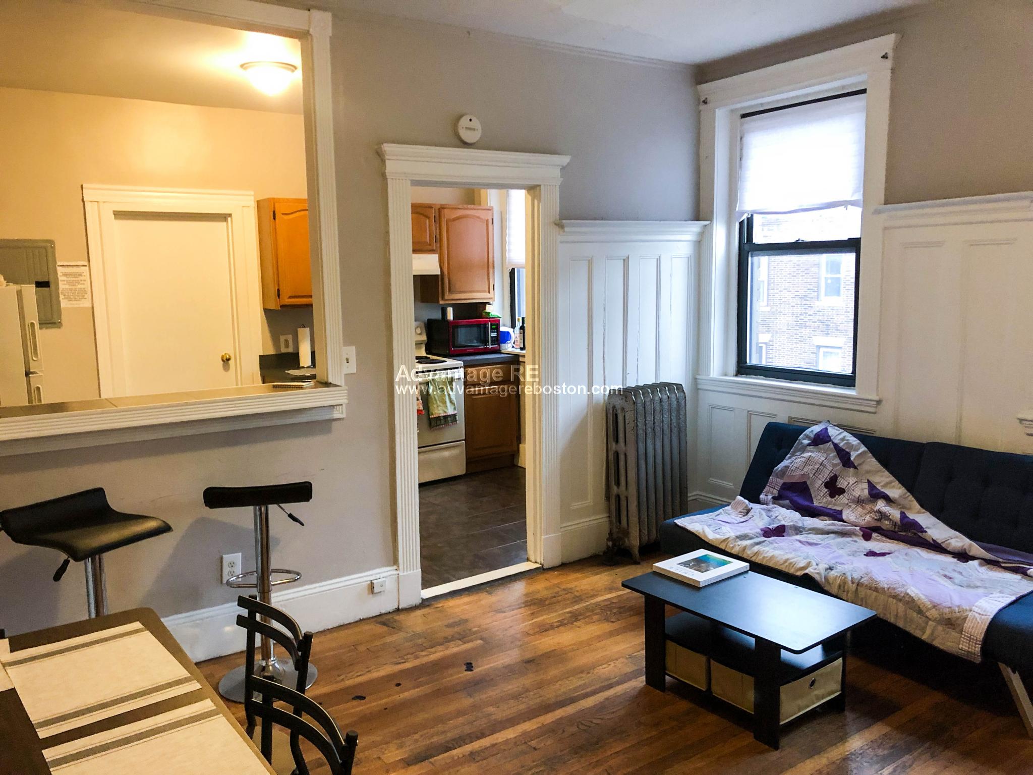 3 bed, 1 bath apartment for rent at 1066 Commonwealth Ave Unit 51, Allston — photo 1 of 28